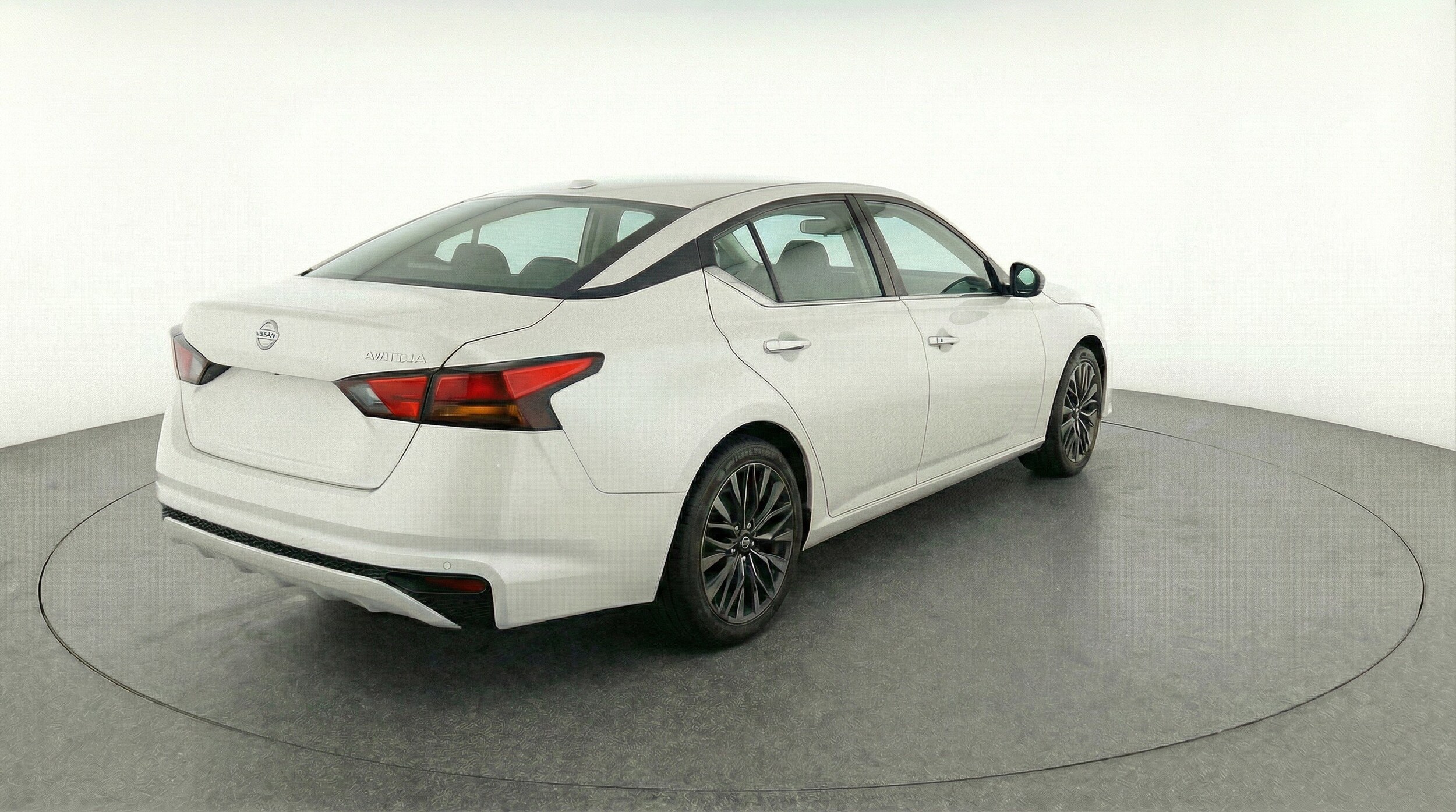 Thumbnail: 2025 Nissan Altima - 9