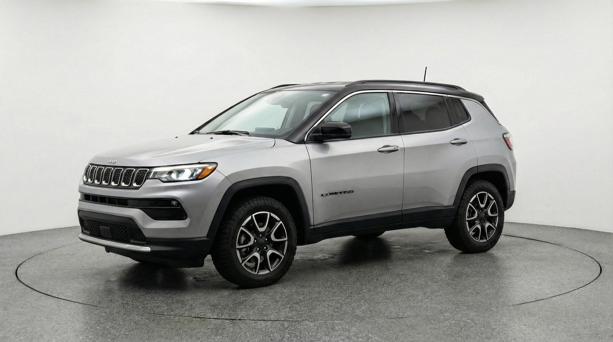 Thumbnail: 2025 Jeep Compass - 3