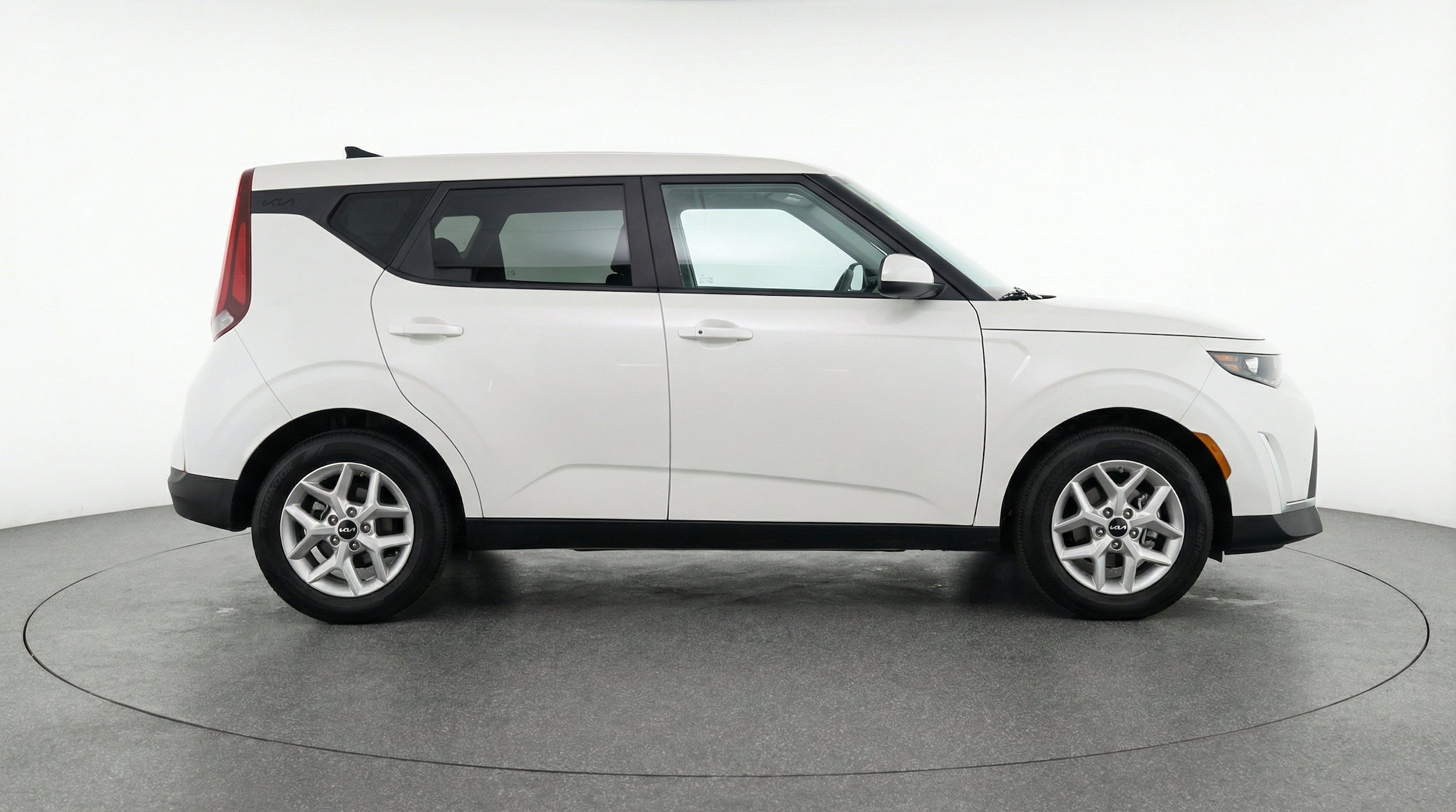 Thumbnail: 2025 Kia Soul - 11