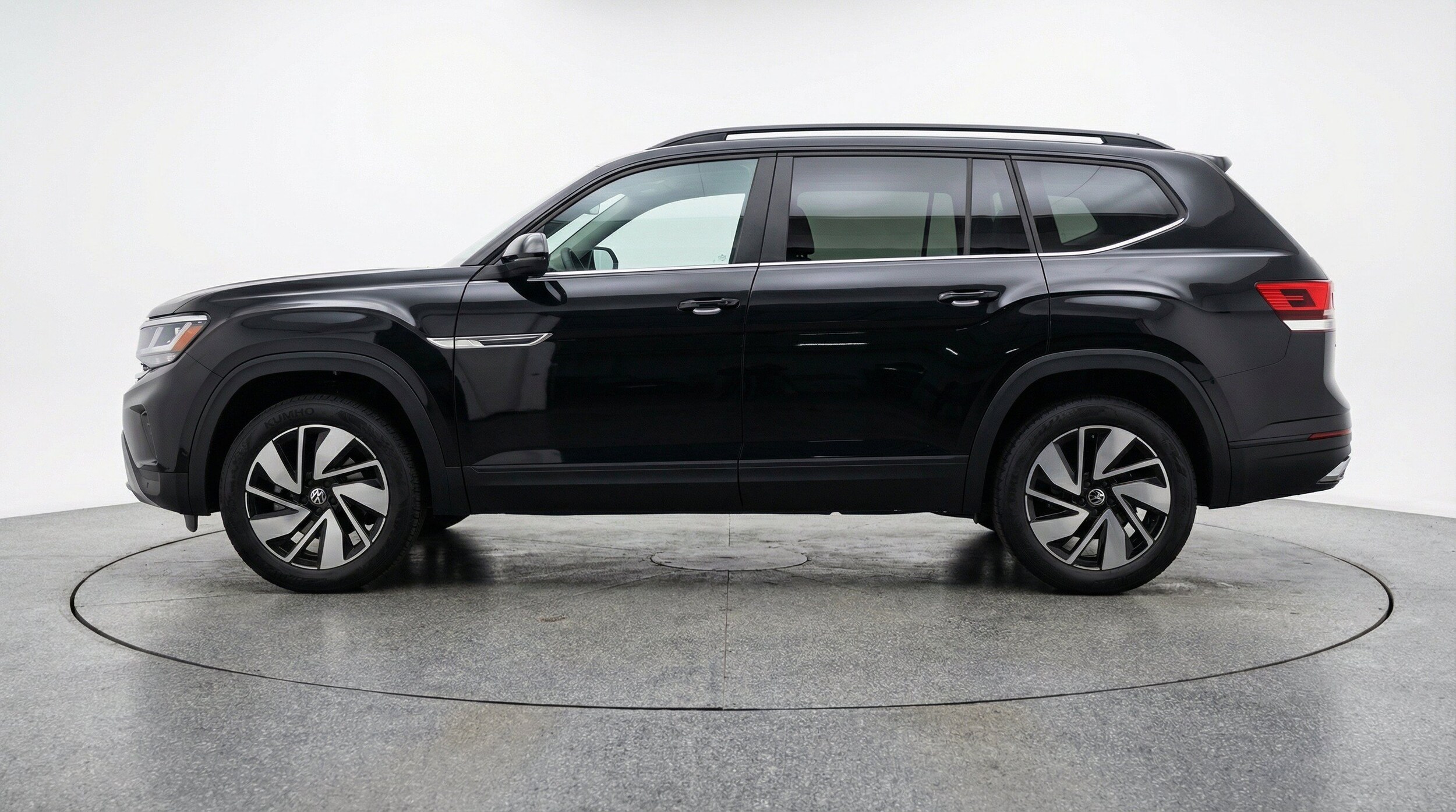 Thumbnail: 2026 Volkswagen Atlas - 5