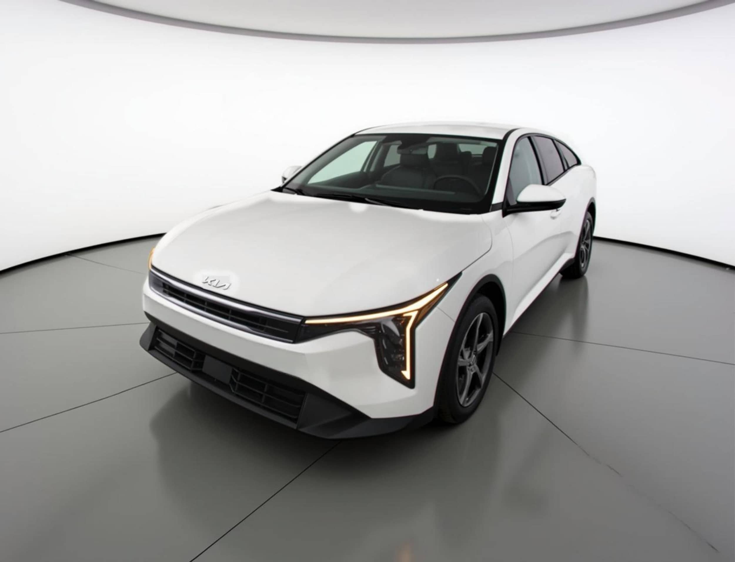 Thumbnail: 2025 Kia K4 - 3
