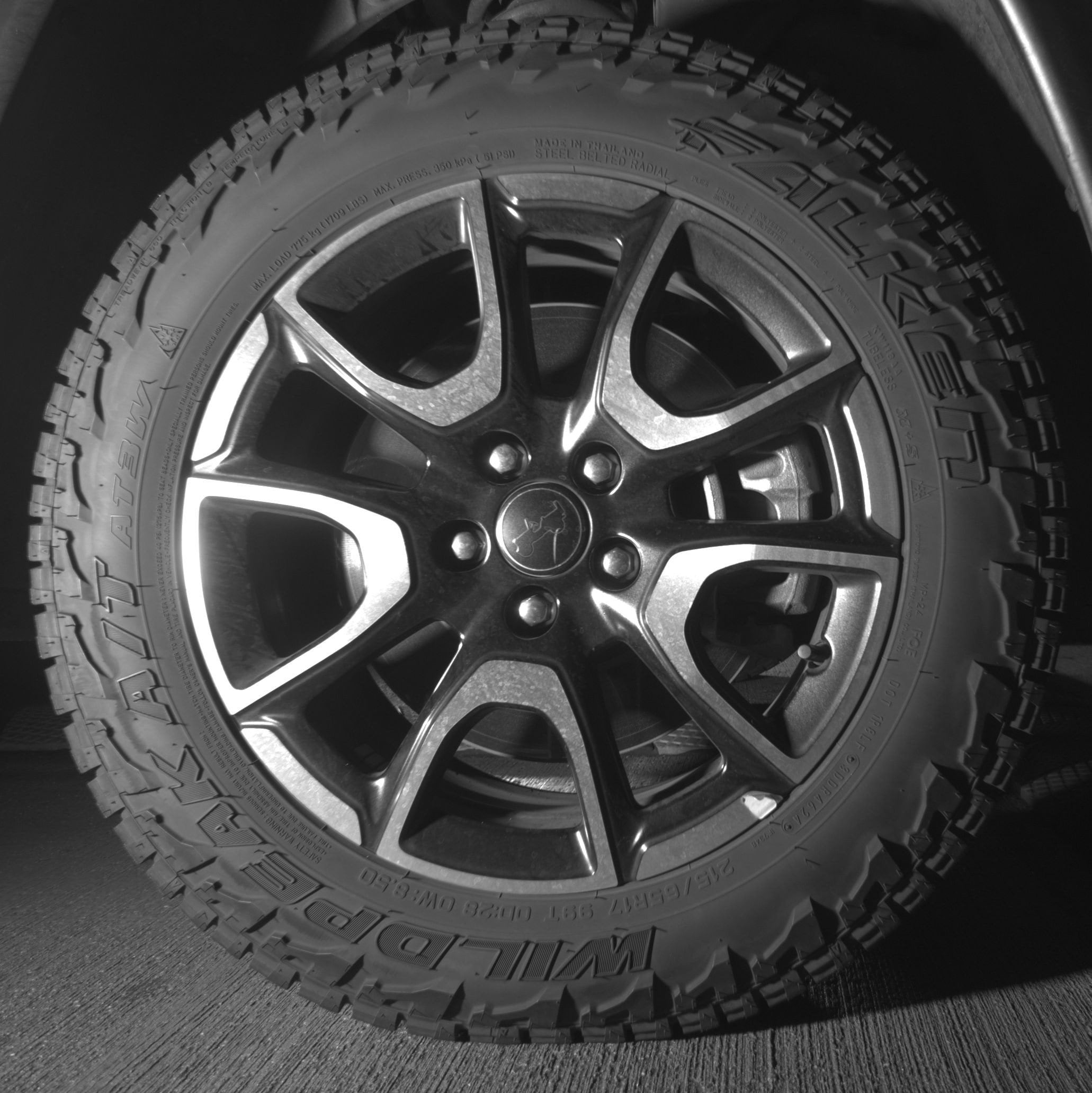 Thumbnail: 2025 Jeep Compass - 13