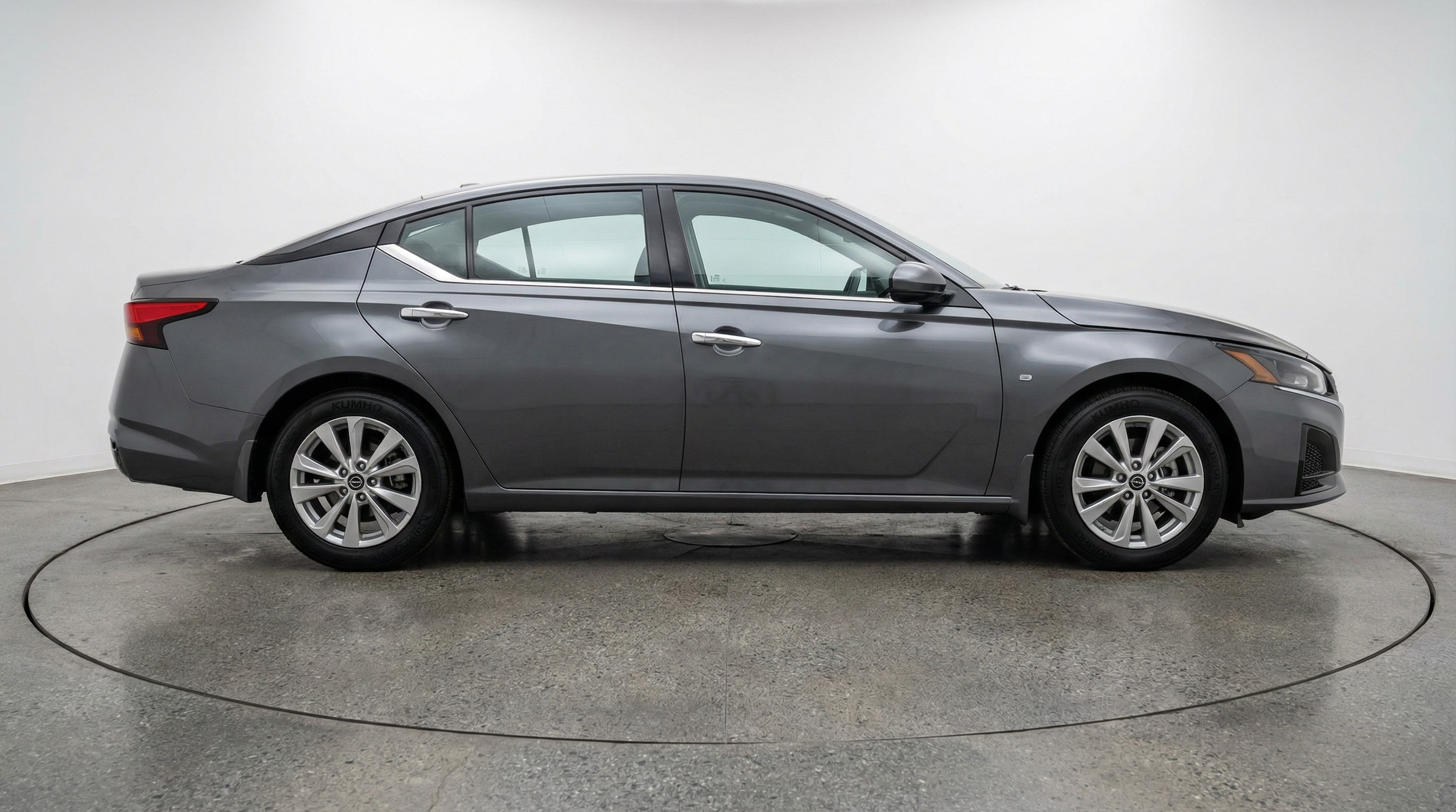 Thumbnail: 2025 Nissan Altima - 8