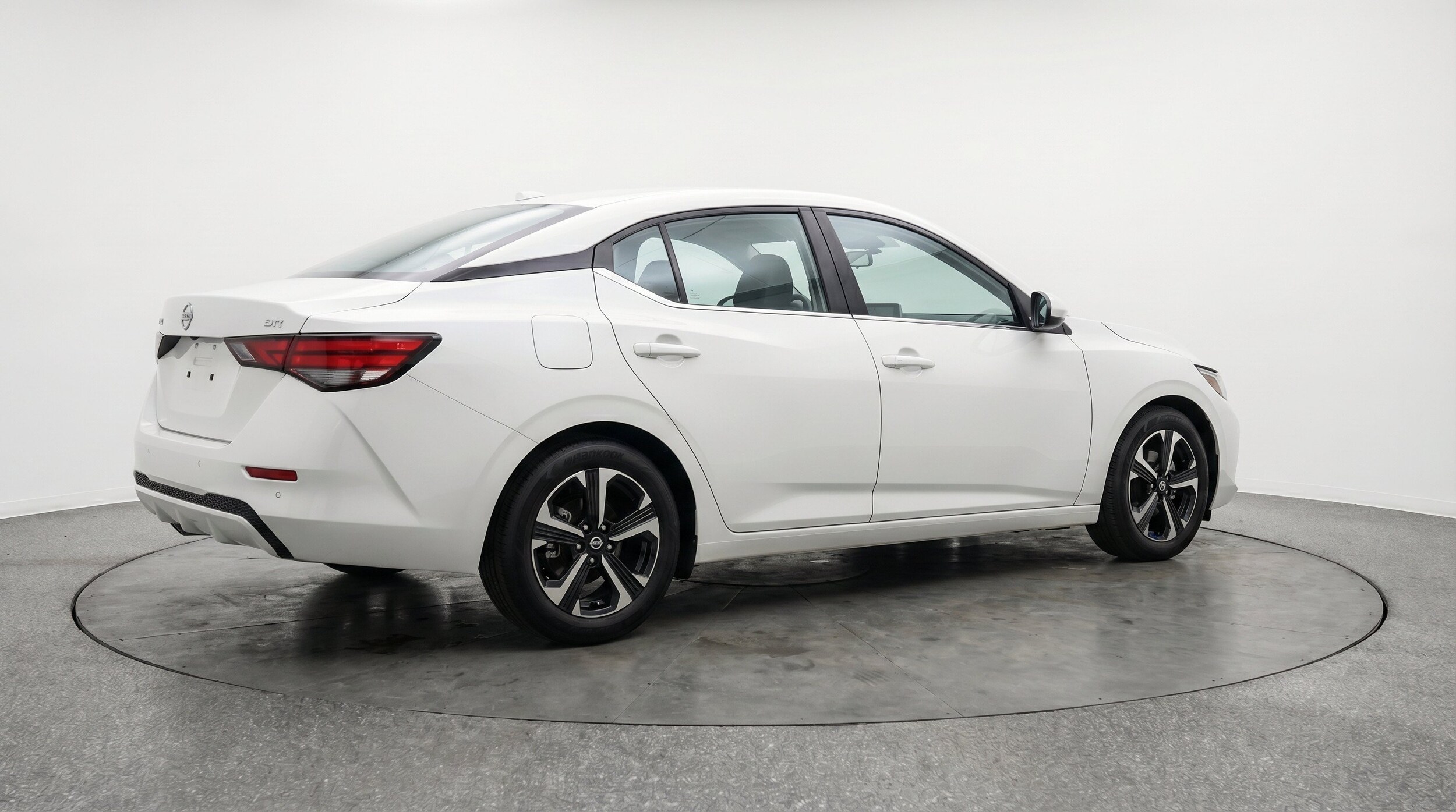 Thumbnail: 2025 Nissan Sentra - 9