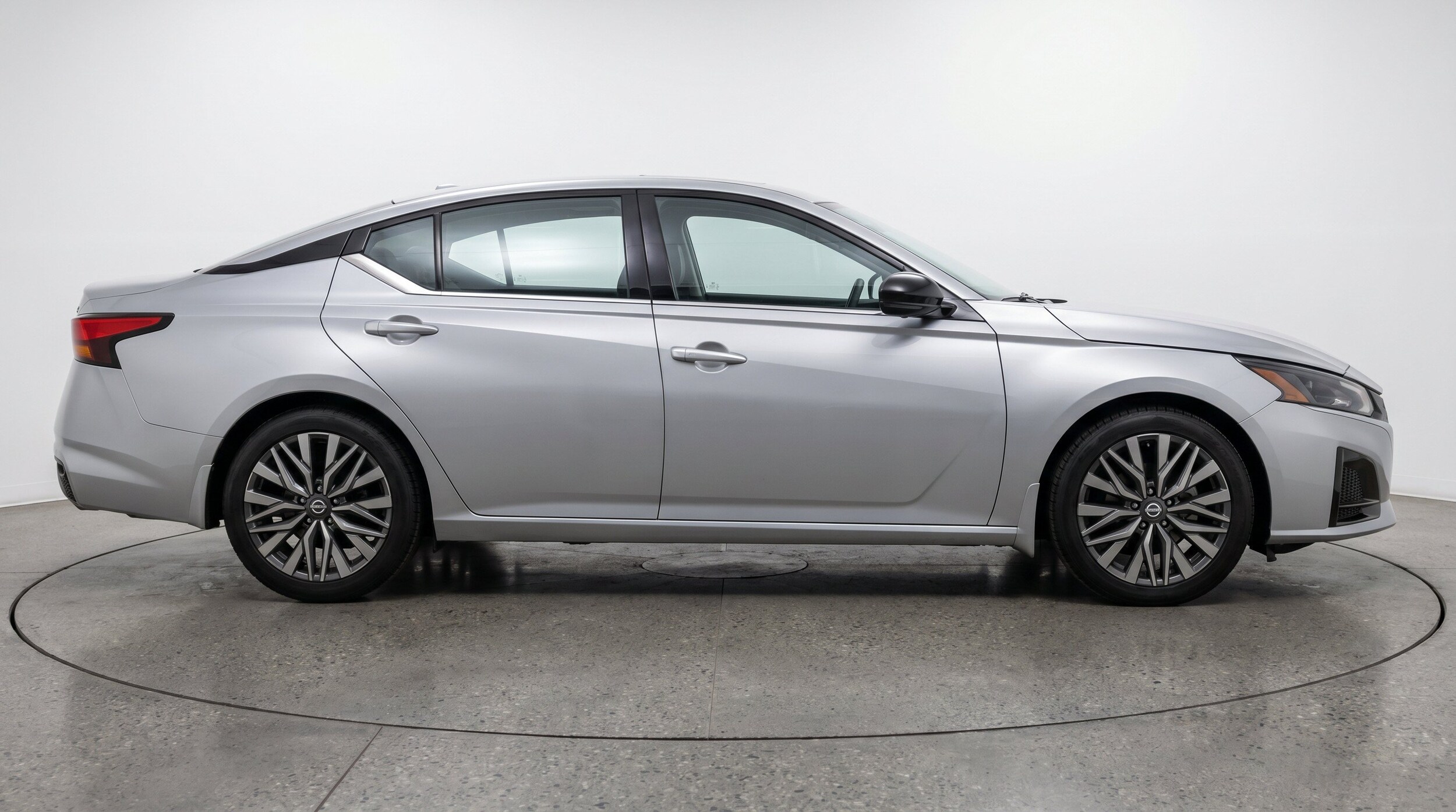 Thumbnail: 2025 Nissan Altima - 11