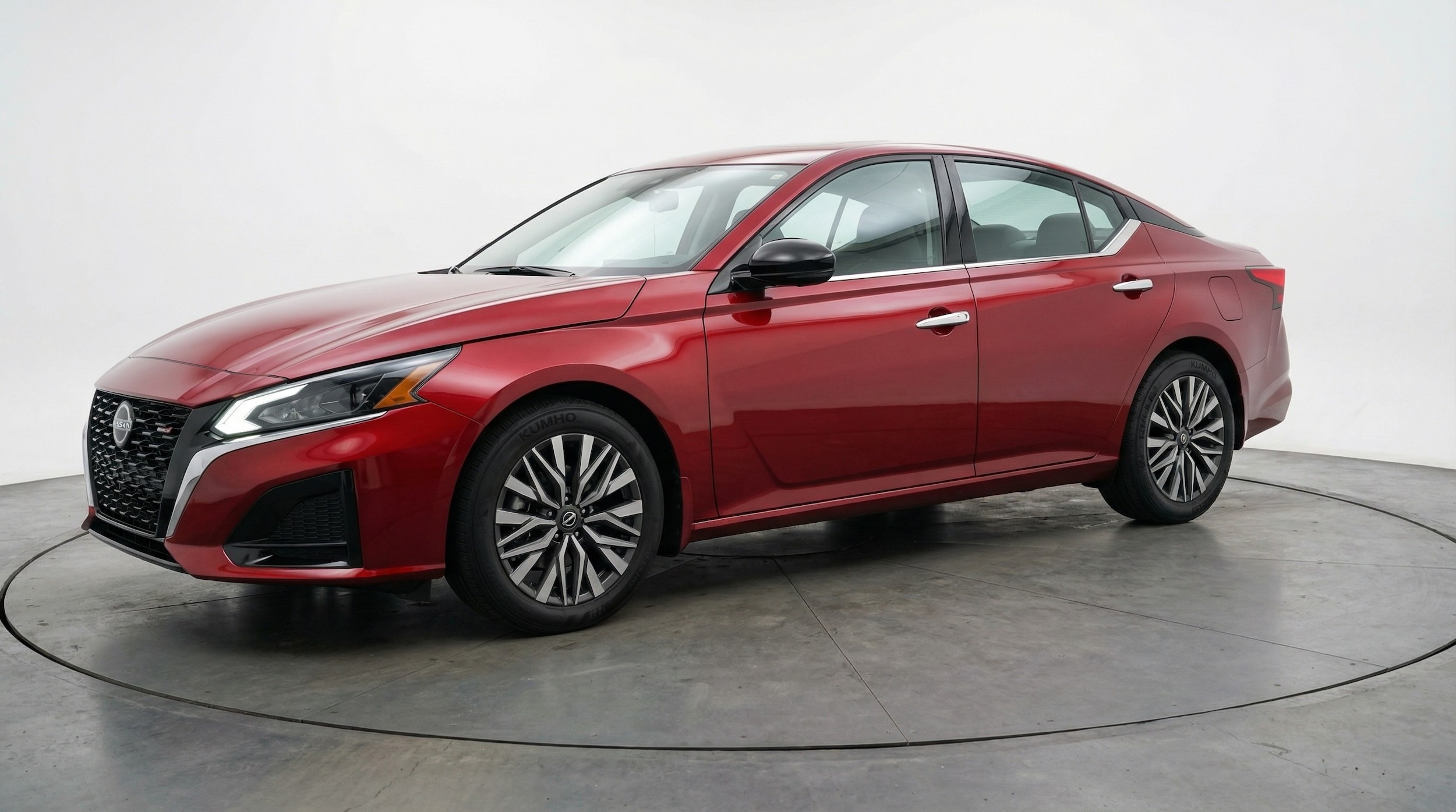 Thumbnail: 2025 Nissan Altima - 3