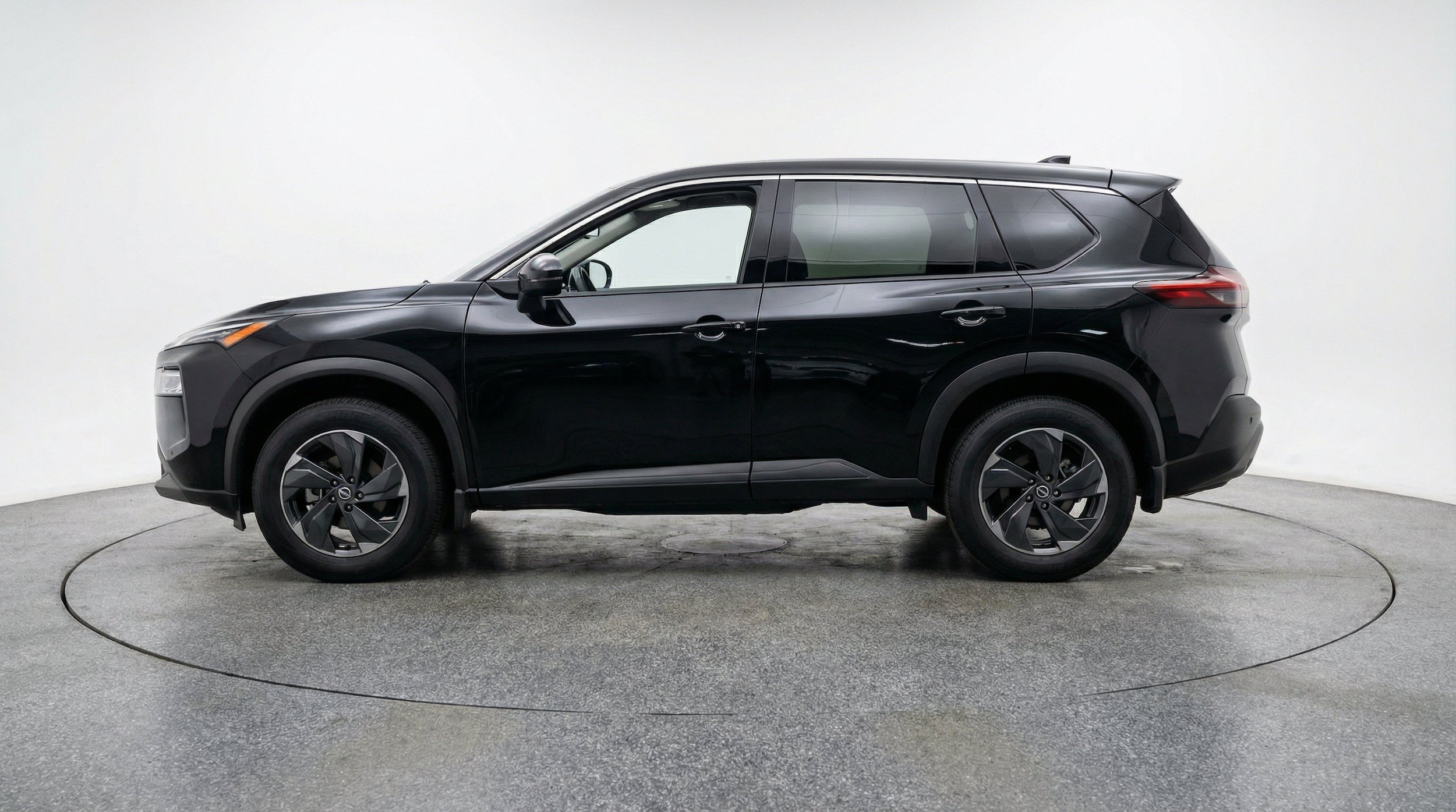 Thumbnail: 2025 Nissan Rogue - 5