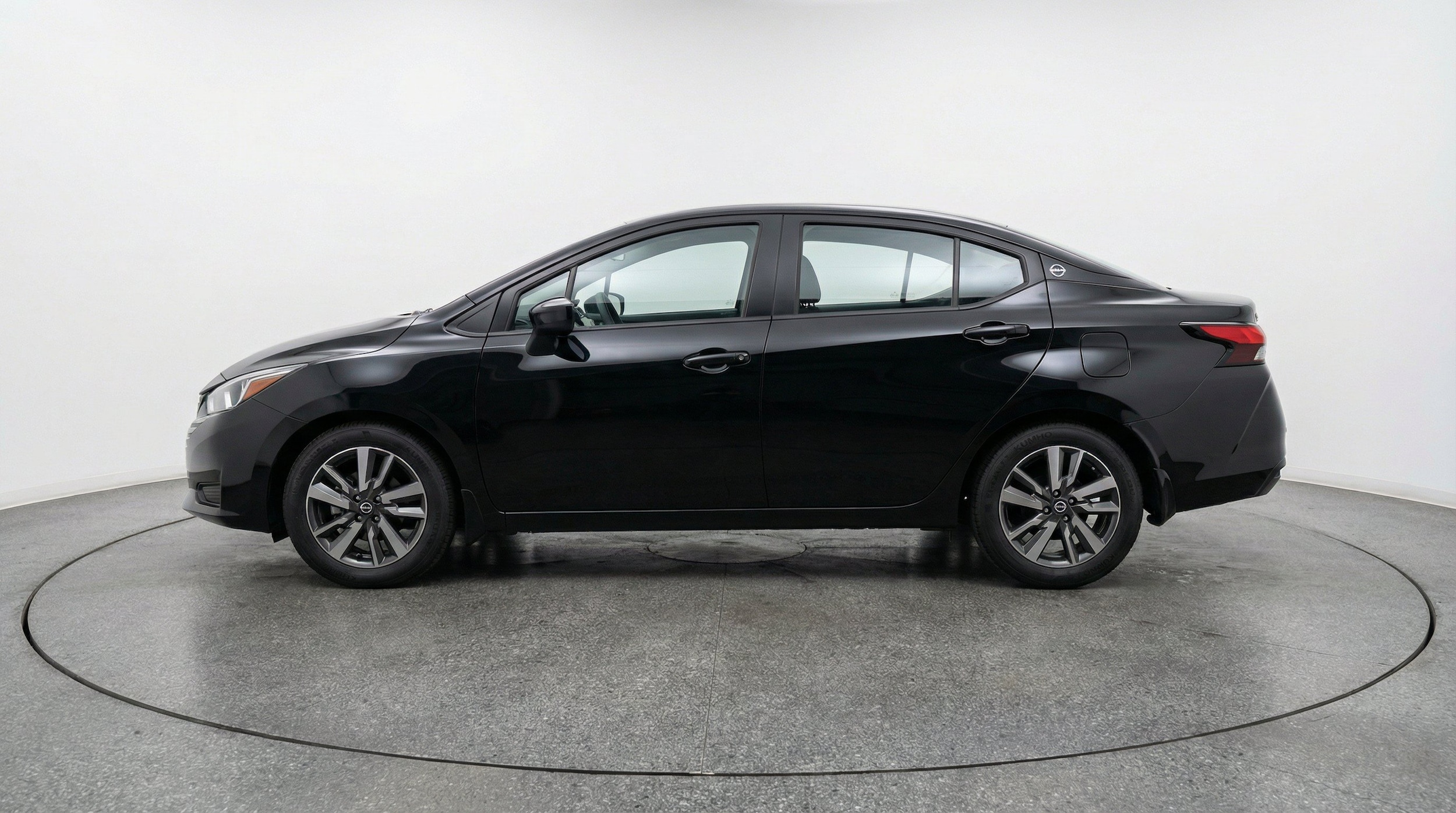 Thumbnail: 2025 Nissan Versa - 5