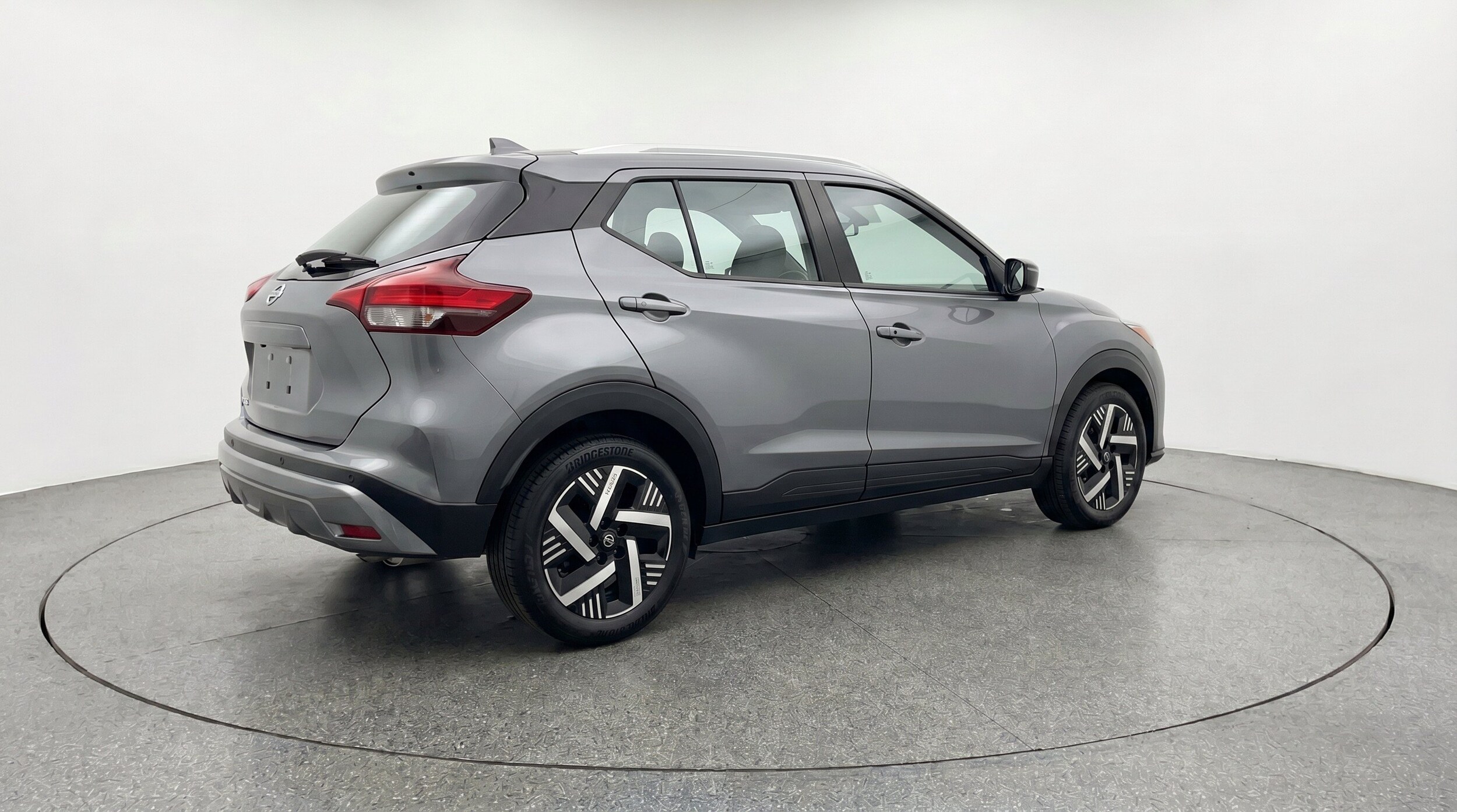 Thumbnail: 2026 Nissan Kicks - 9