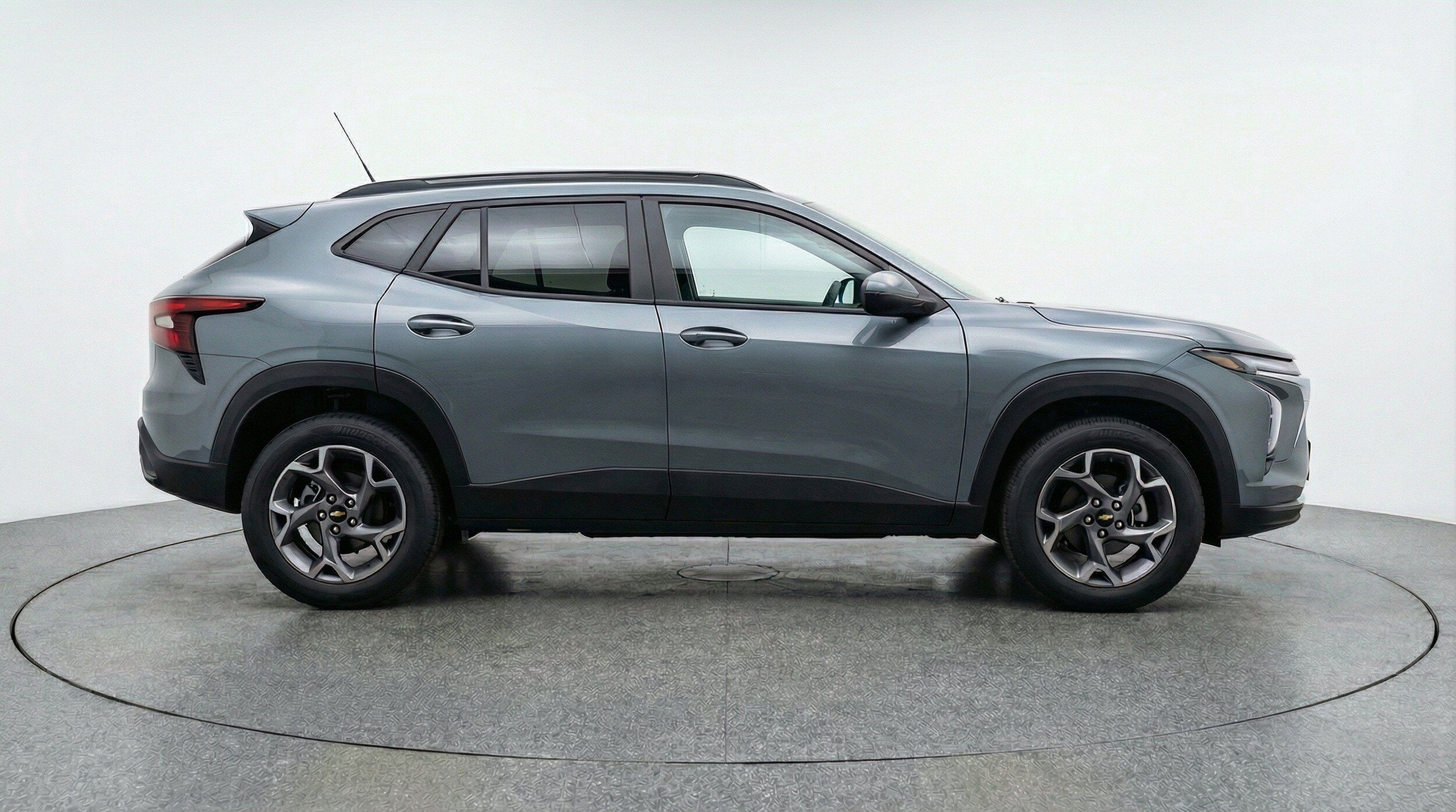 Thumbnail: 2025 Chevrolet Trax - 11