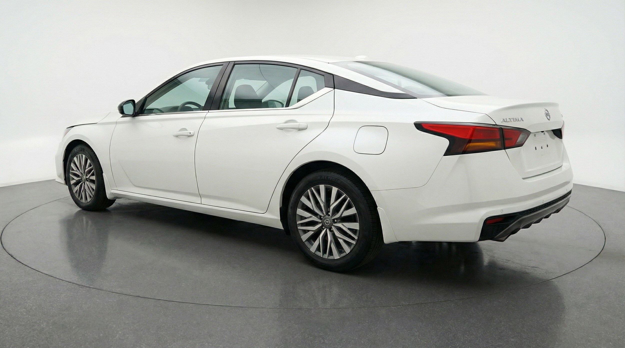 Thumbnail: 2025 Nissan Altima - 6