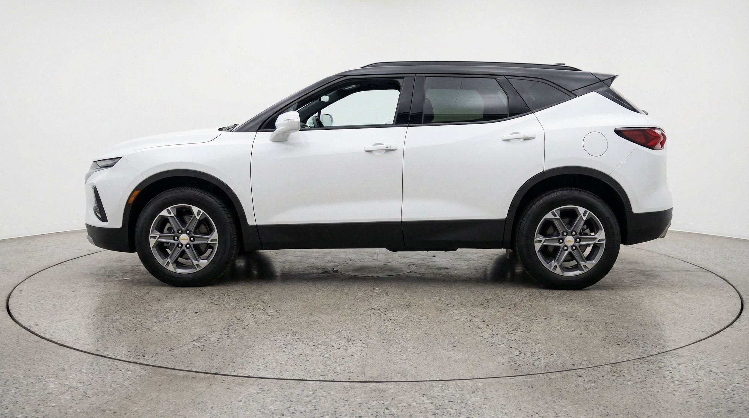 Thumbnail: 2025 Chevrolet Blazer - 5