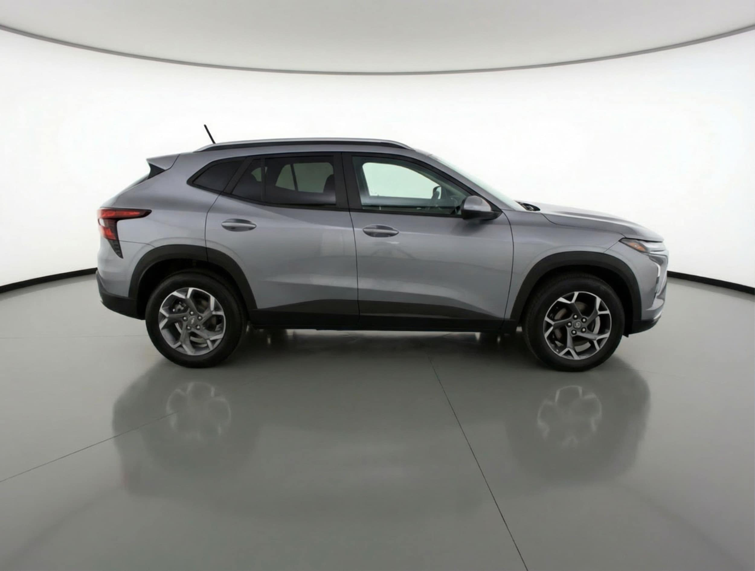 Thumbnail: 2025 Chevrolet Trax - 8