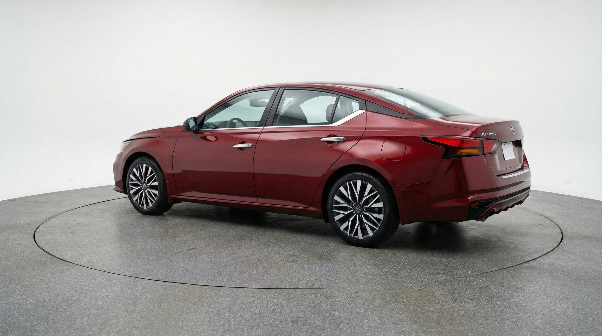 Thumbnail: 2025 Nissan Altima - 5