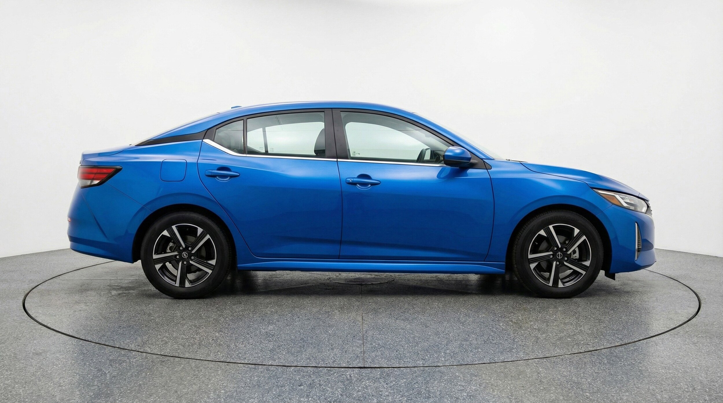Thumbnail: 2025 Nissan Sentra - 11