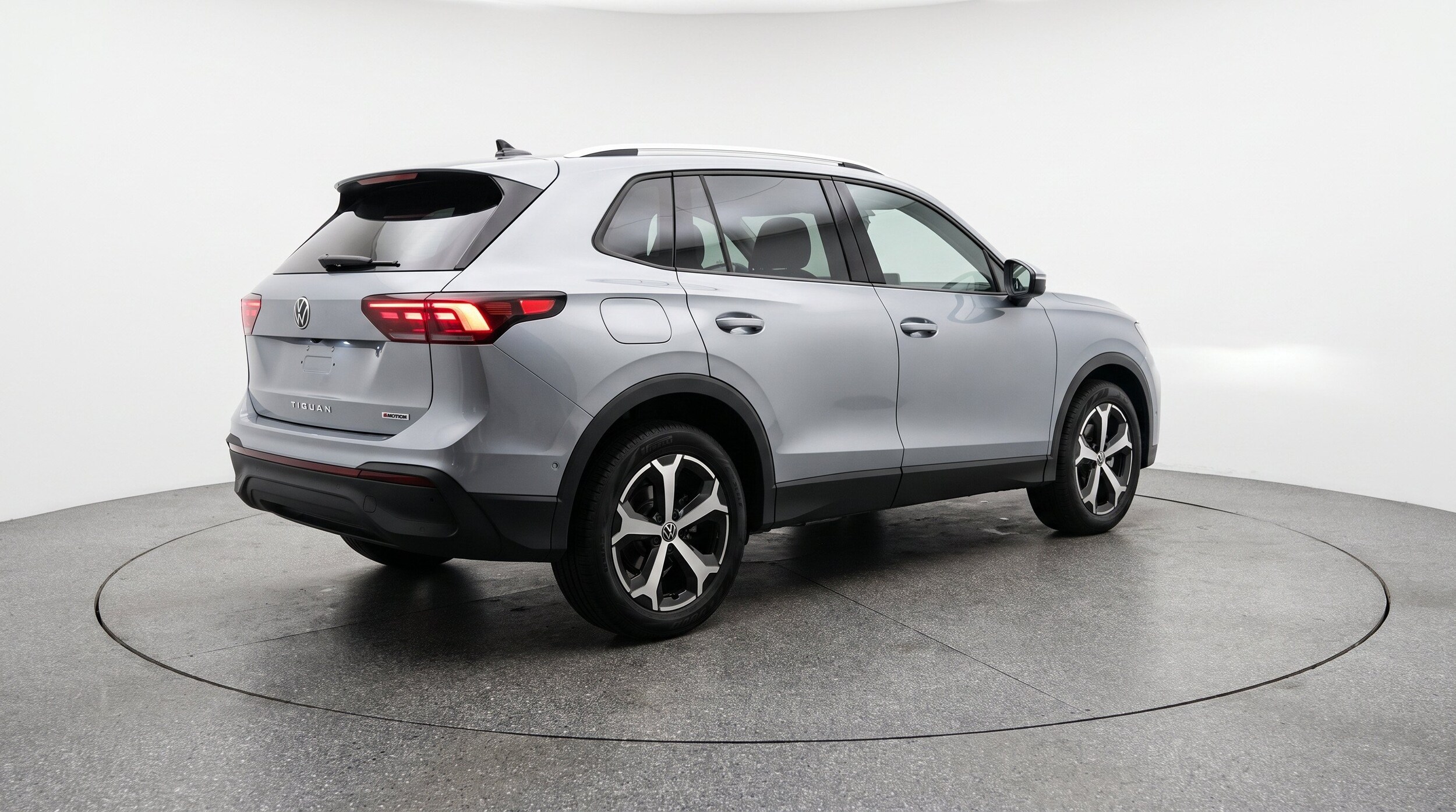 Thumbnail: 2026 Volkswagen Tiguan - 9
