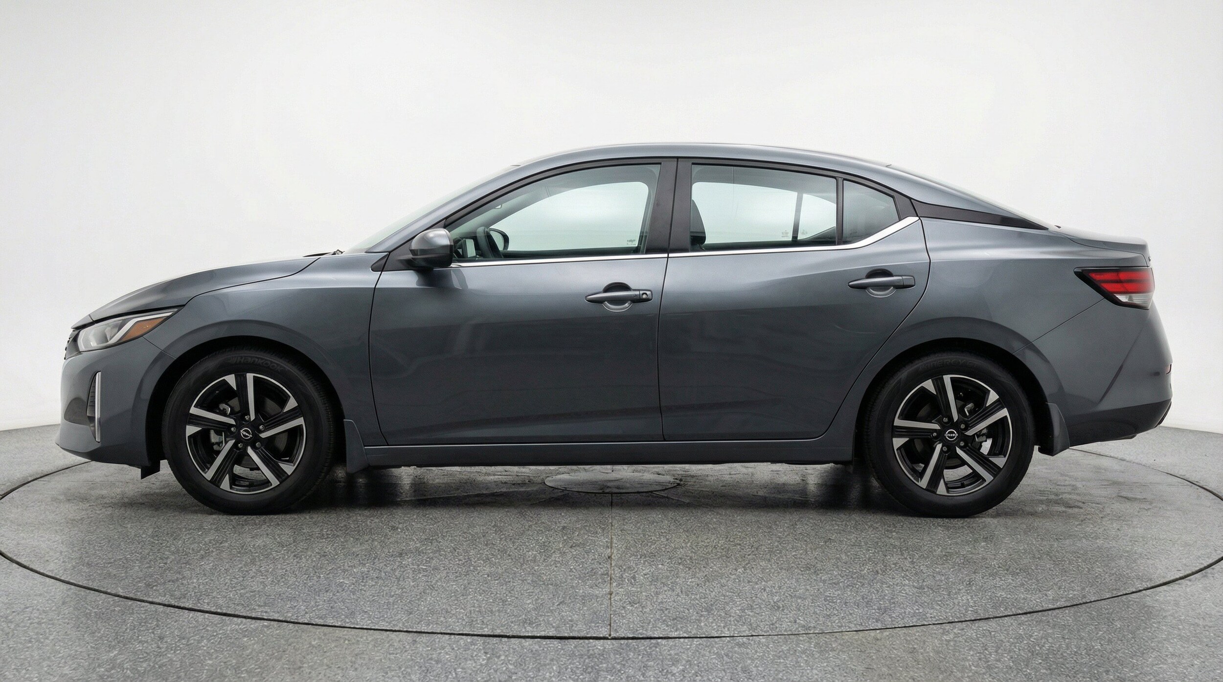 Thumbnail: 2025 Nissan Sentra - 5
