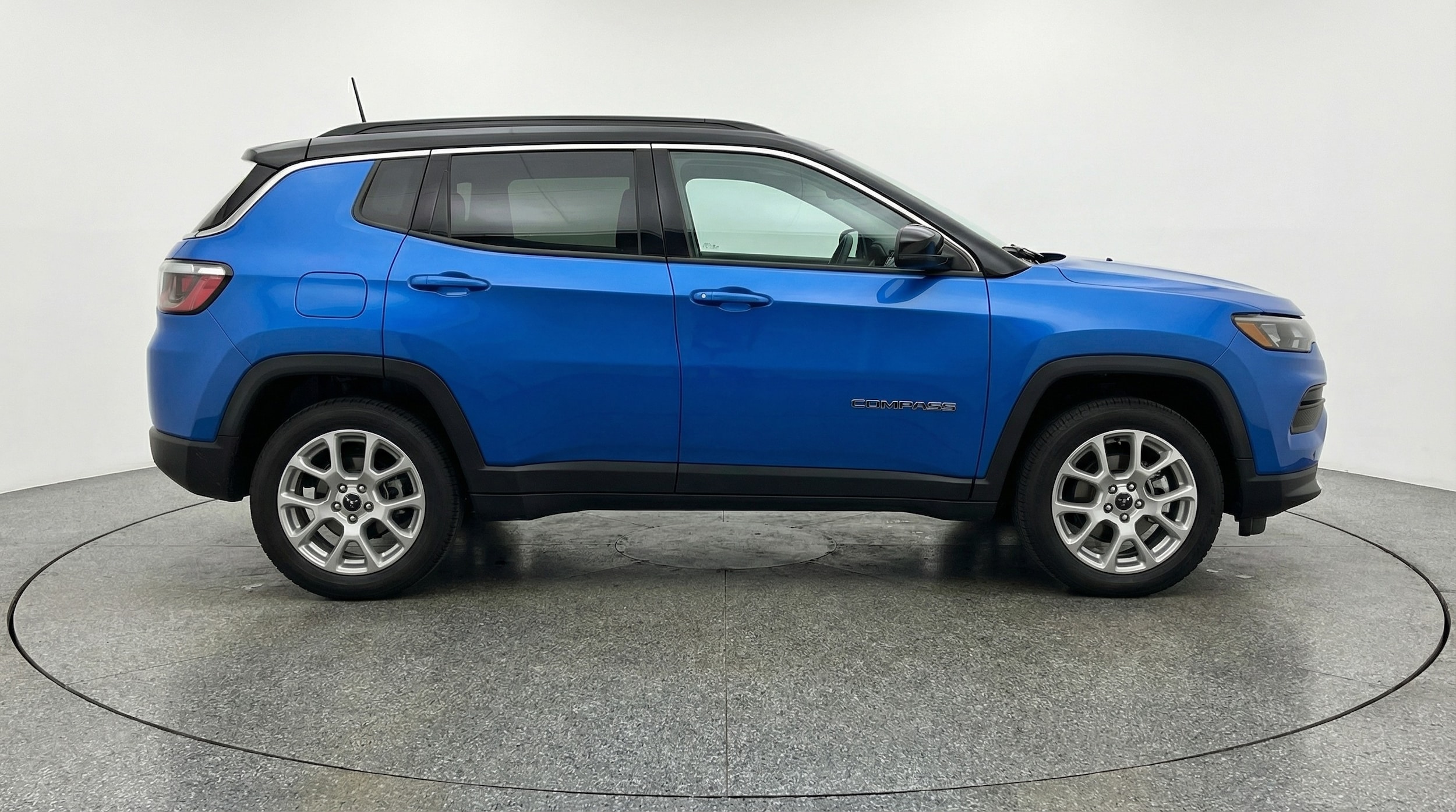 Thumbnail: 2025 Jeep Compass - 8