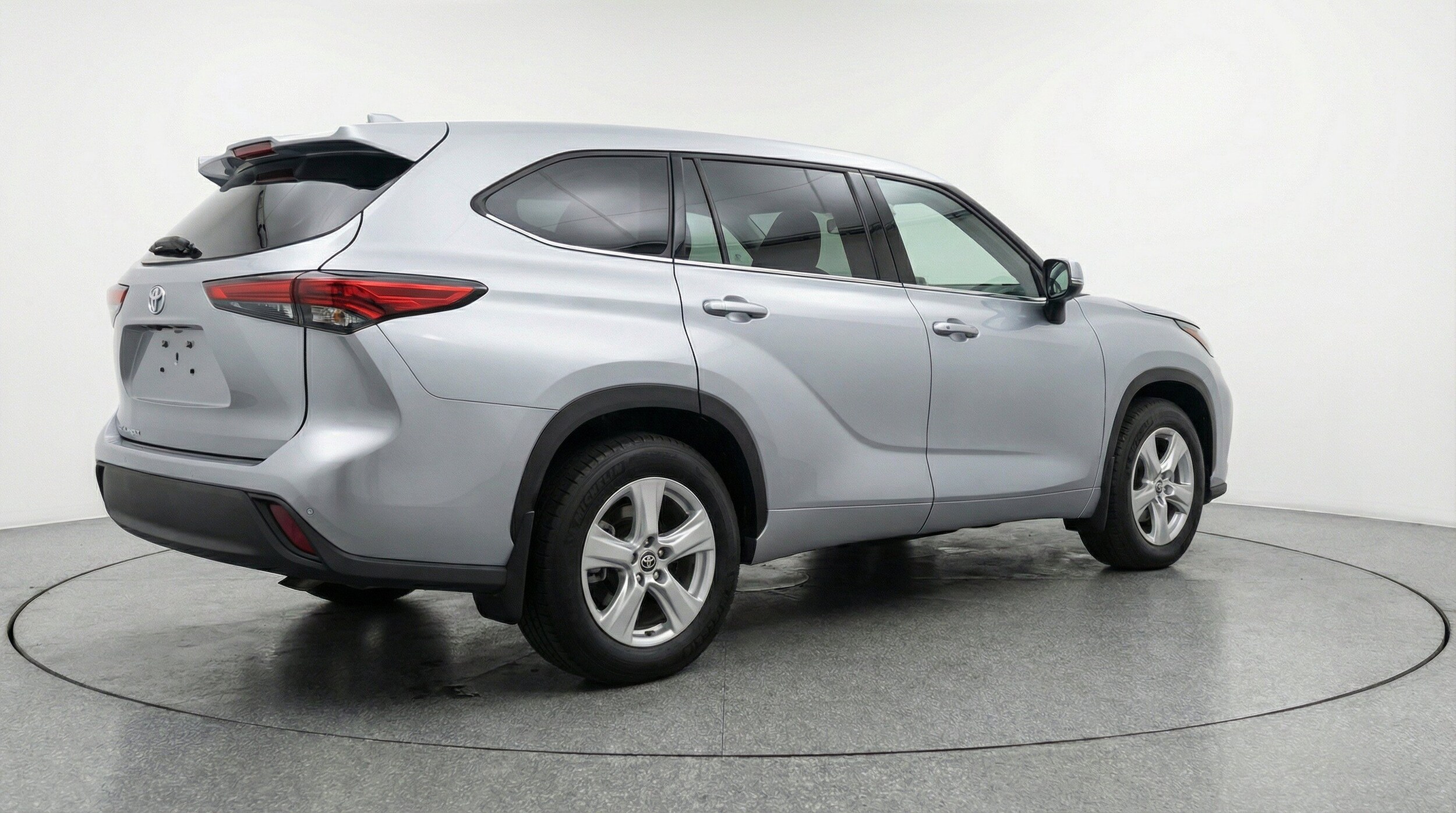 Thumbnail: 2025 Toyota Highlander - 9
