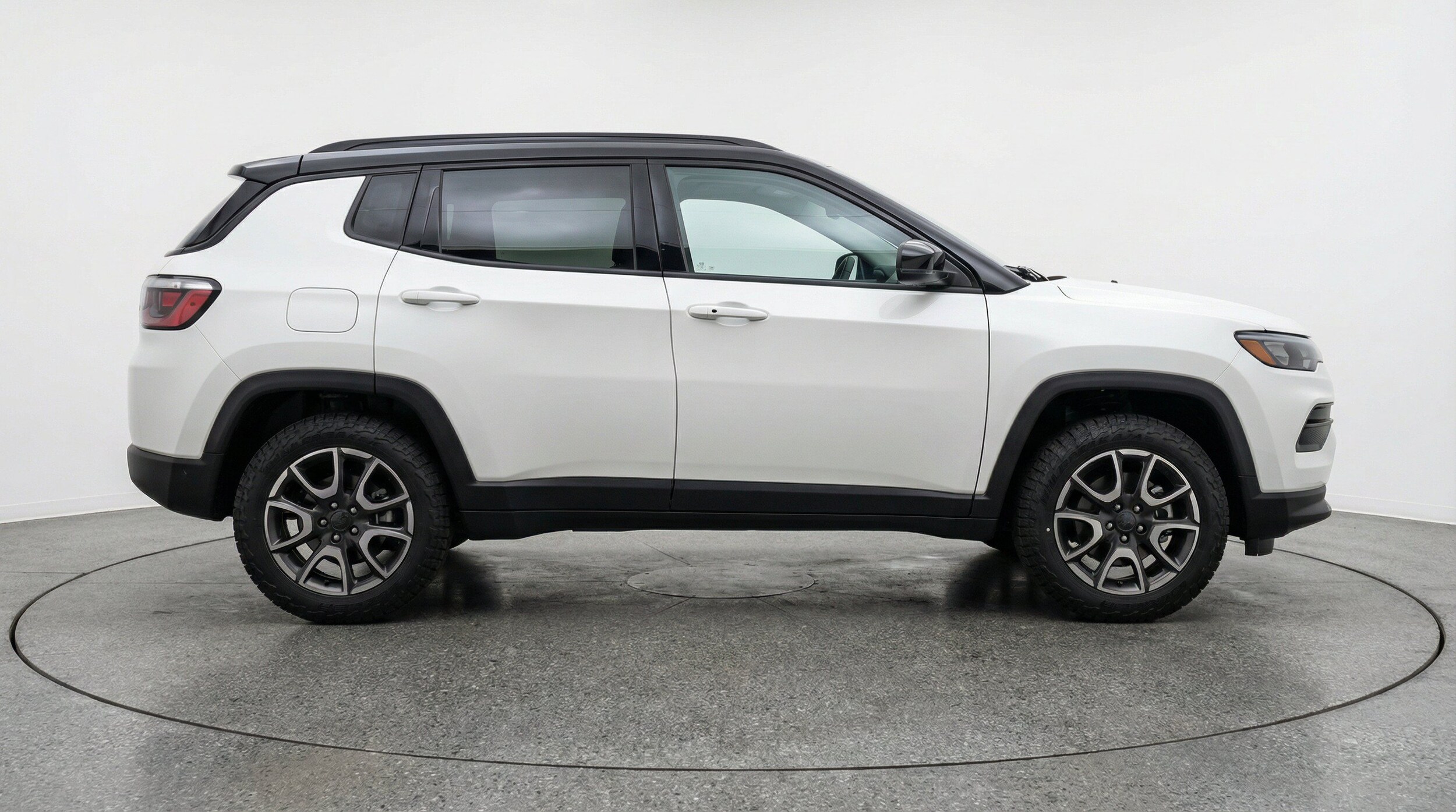 Thumbnail: 2025 Jeep Compass - 10