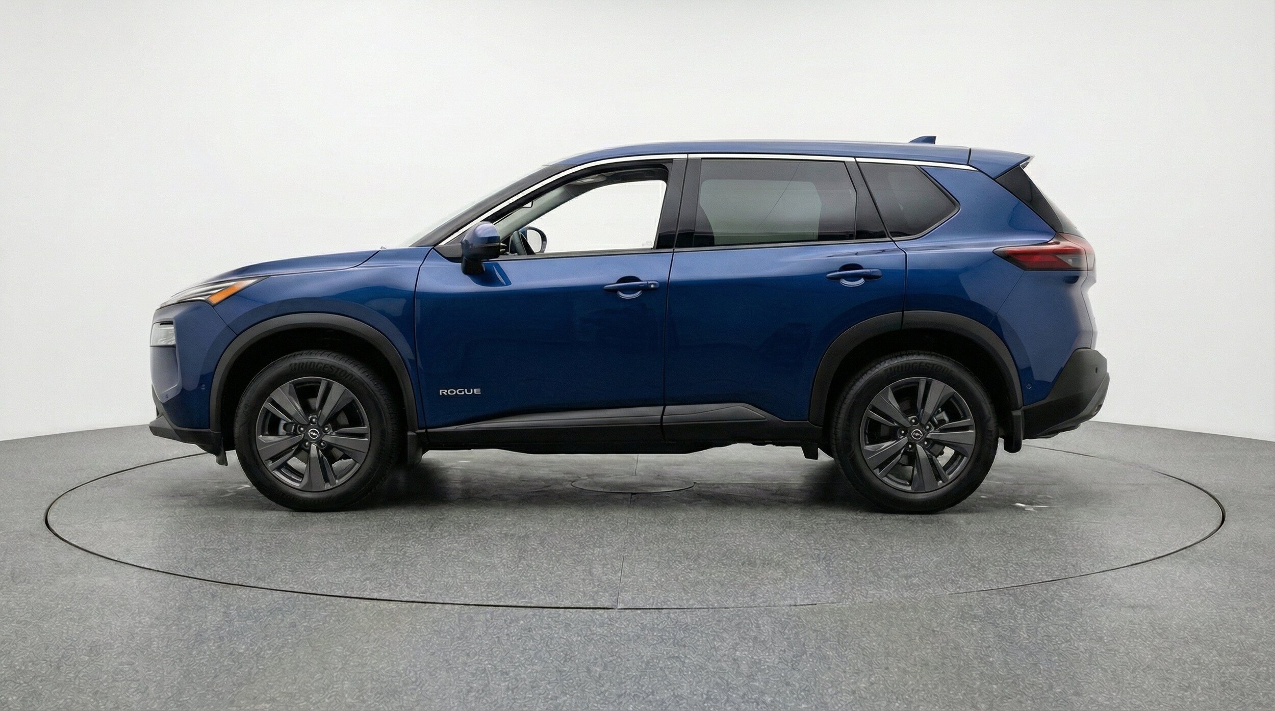 Thumbnail: 2026 Nissan Rogue - 5