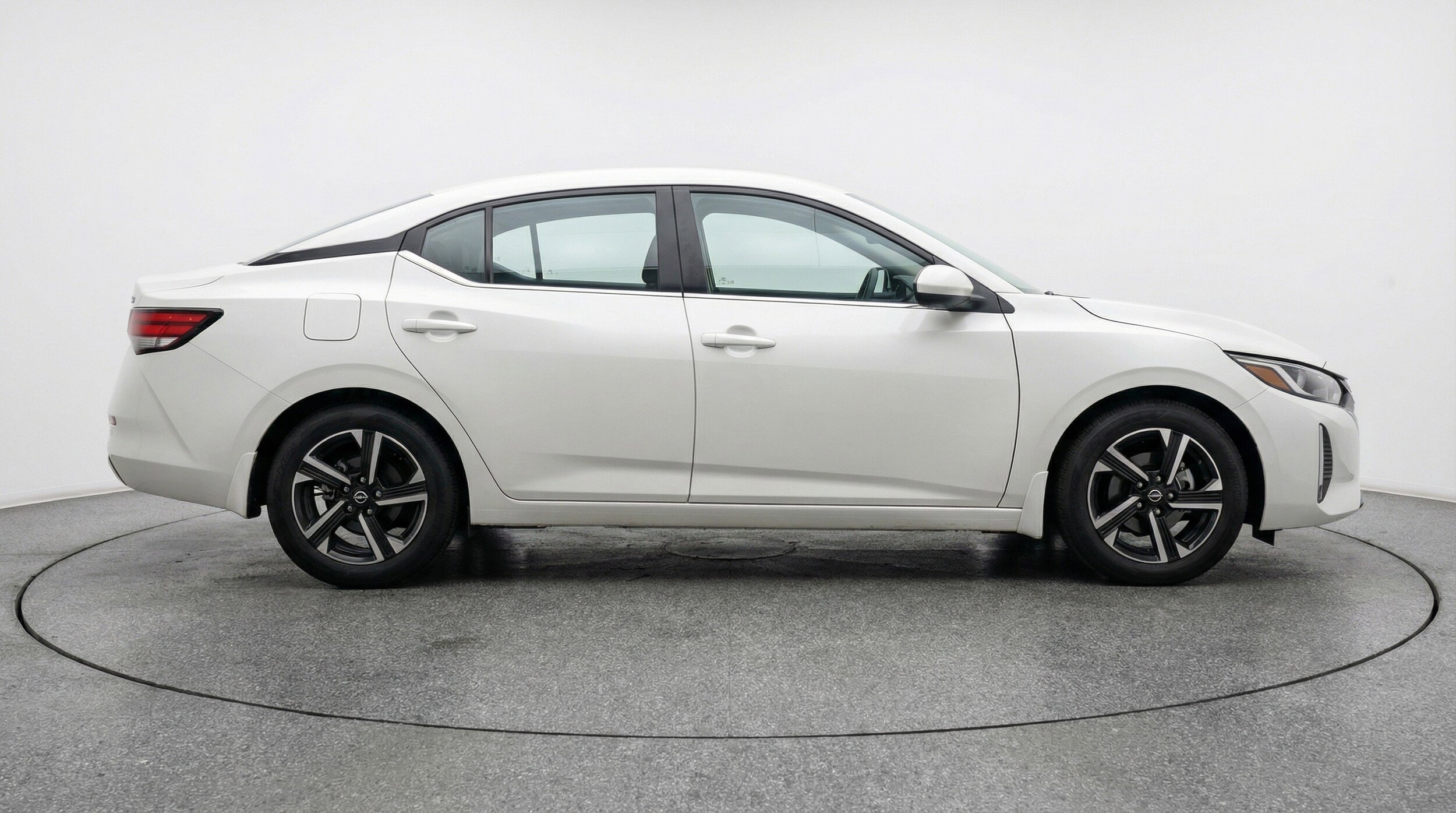 Thumbnail: 2025 Nissan Sentra - 11
