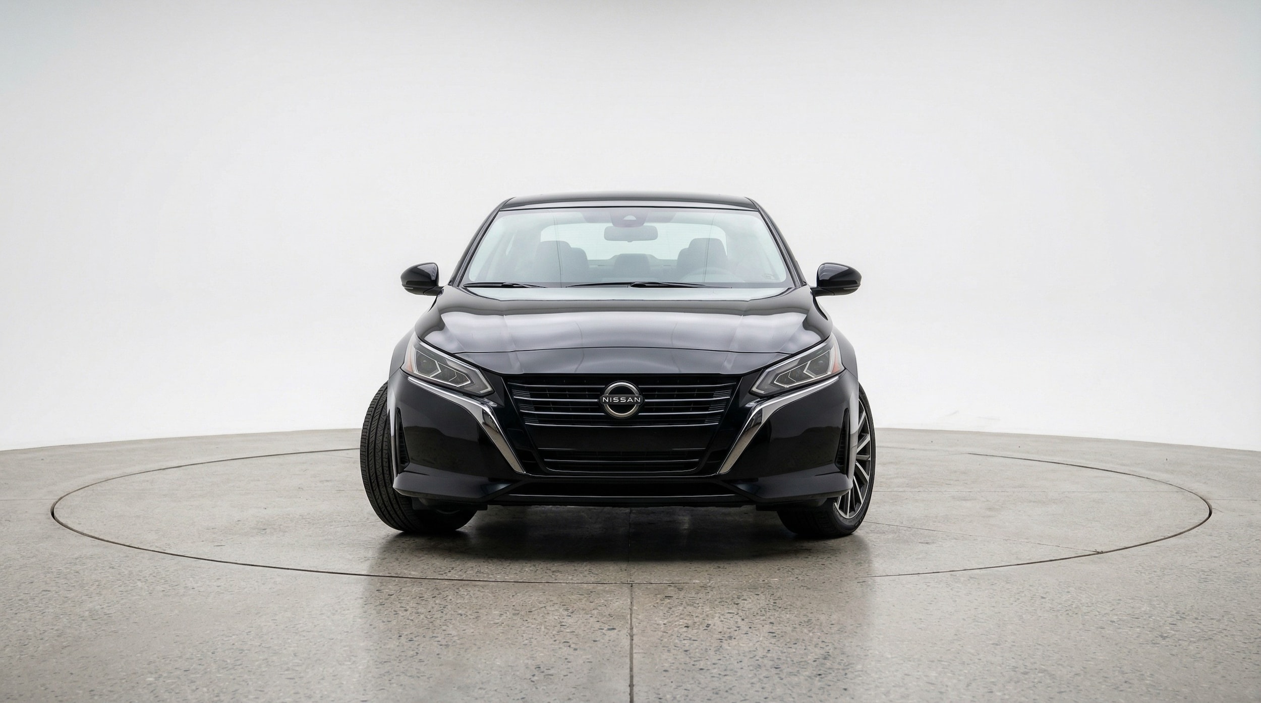 Thumbnail: 2025 Nissan Altima - 2