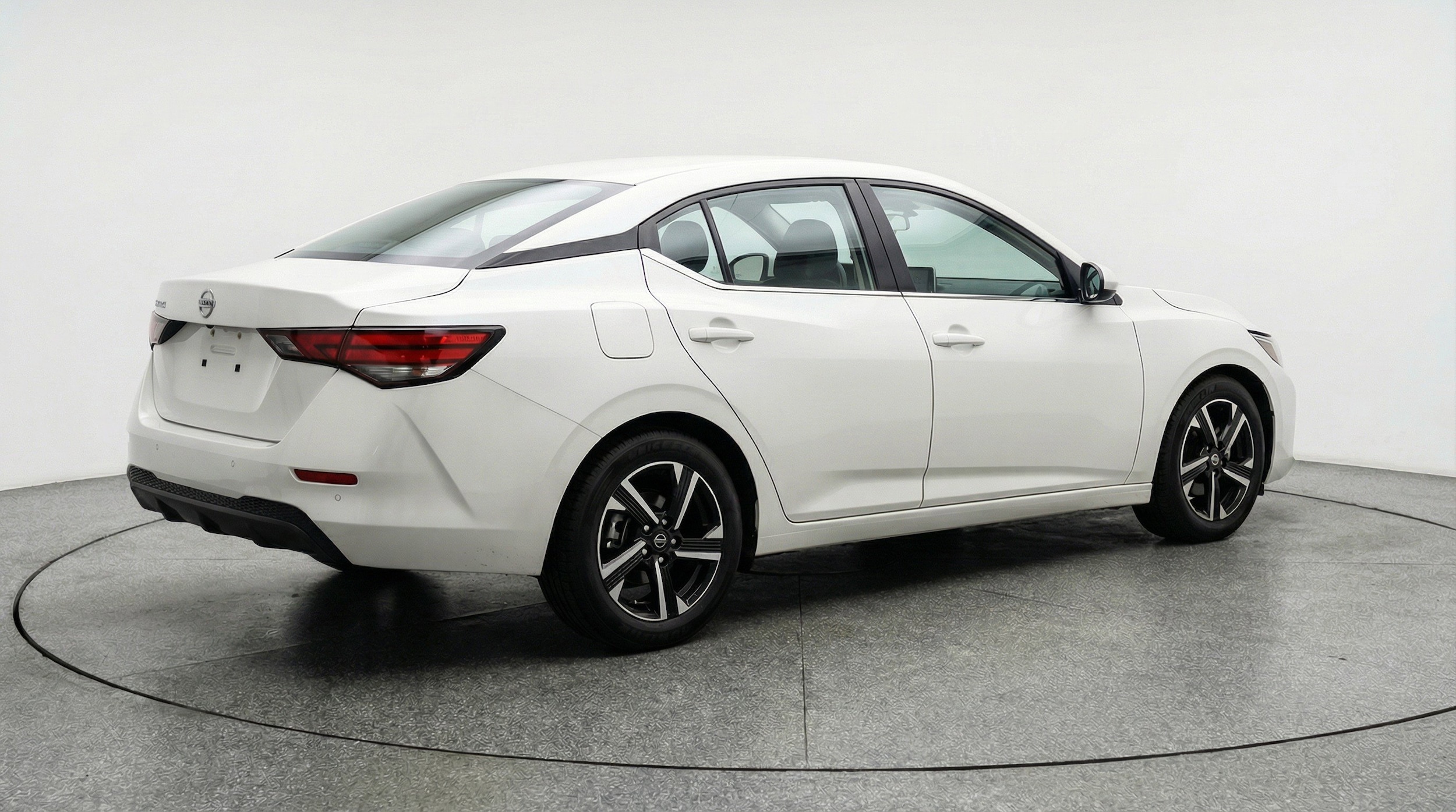 Thumbnail: 2025 Nissan Sentra - 9