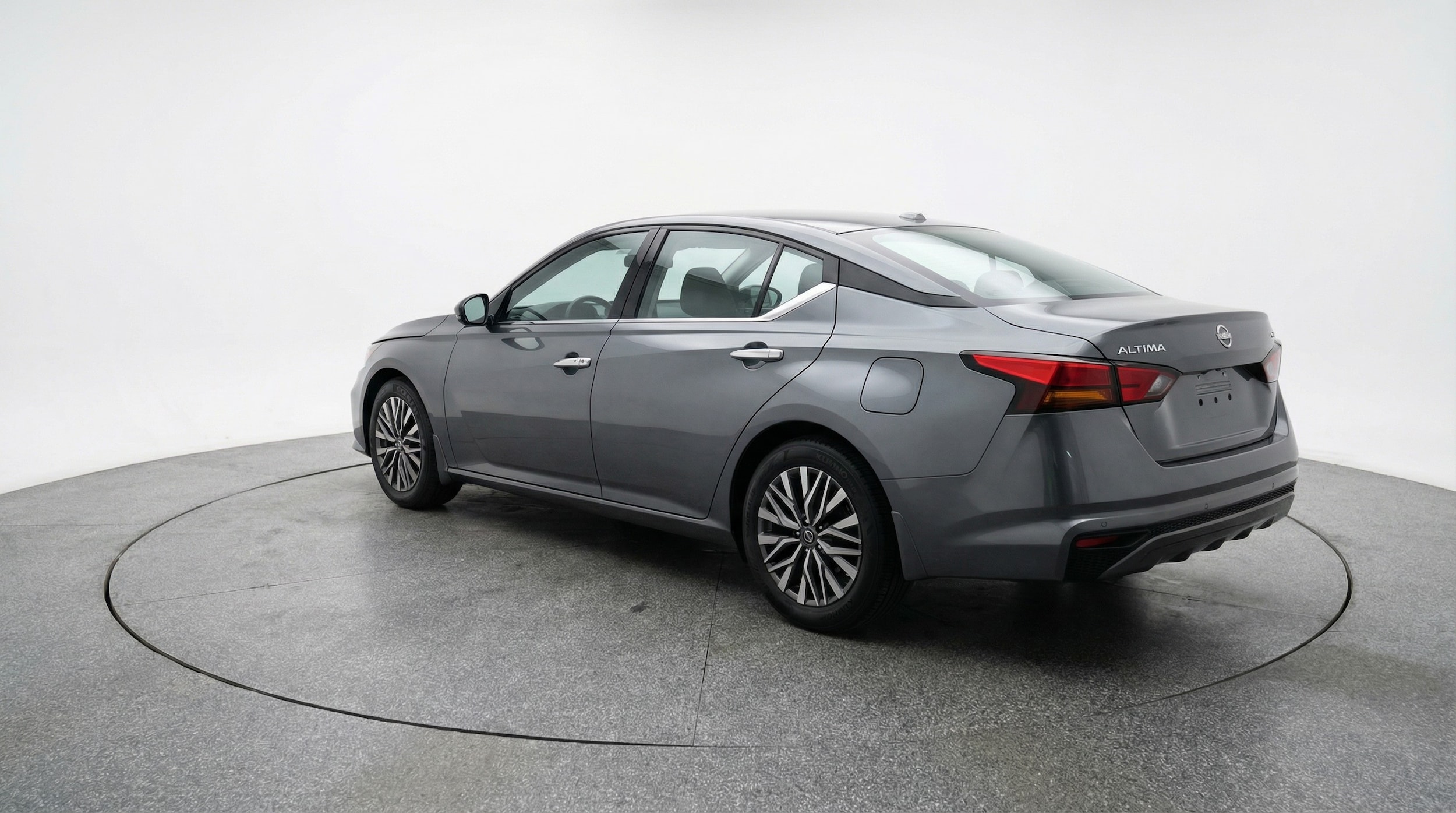 Thumbnail: 2025 Nissan Altima - 5