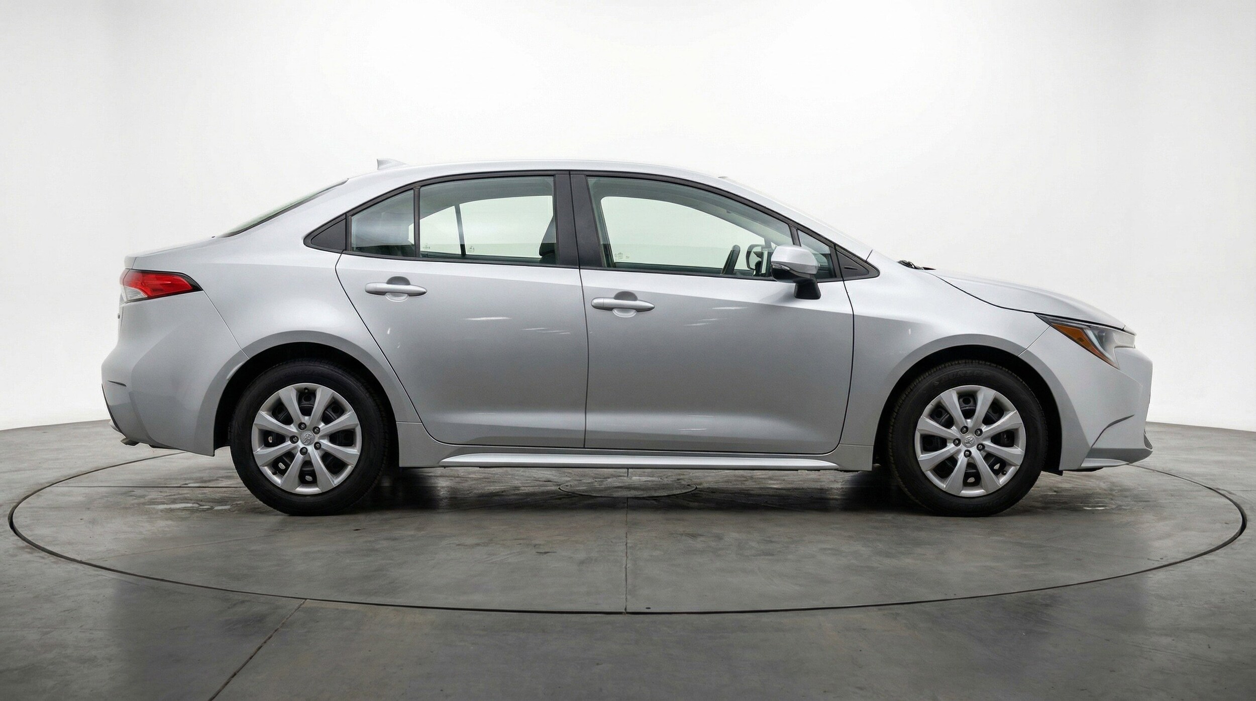 Thumbnail: 2025 Toyota Corolla - 11
