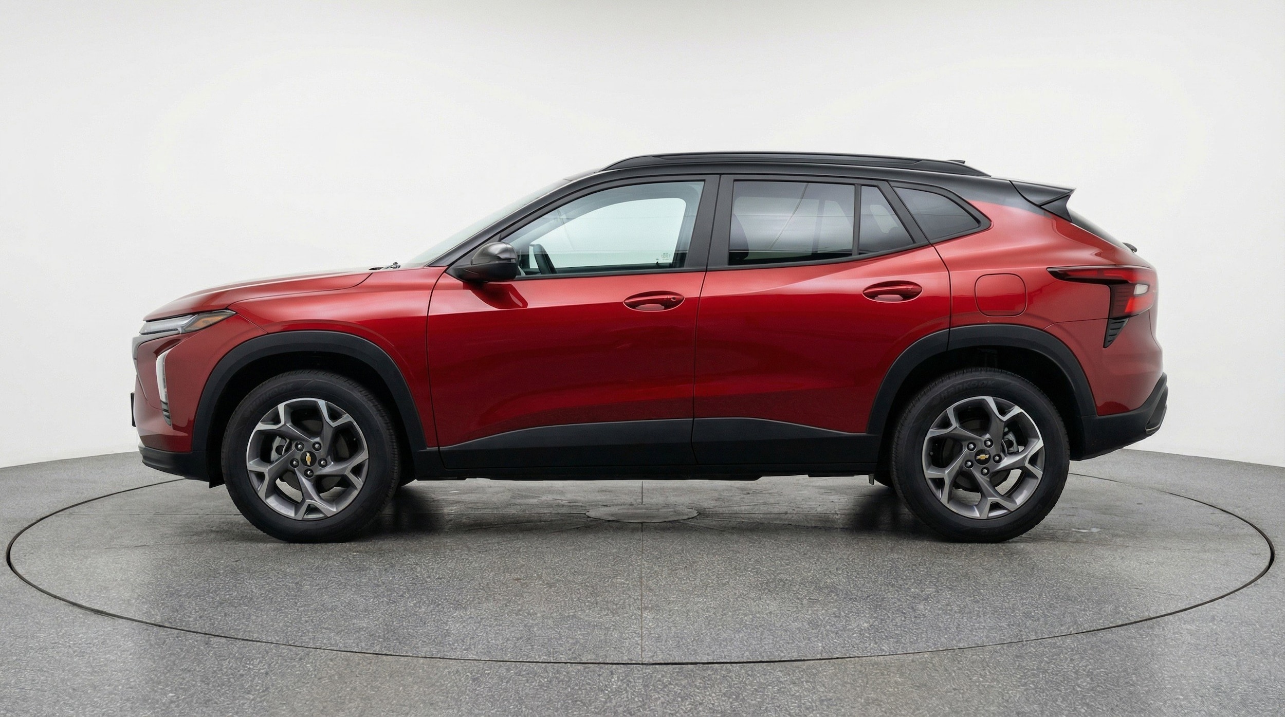 Thumbnail: 2025 Chevrolet Trax - 5