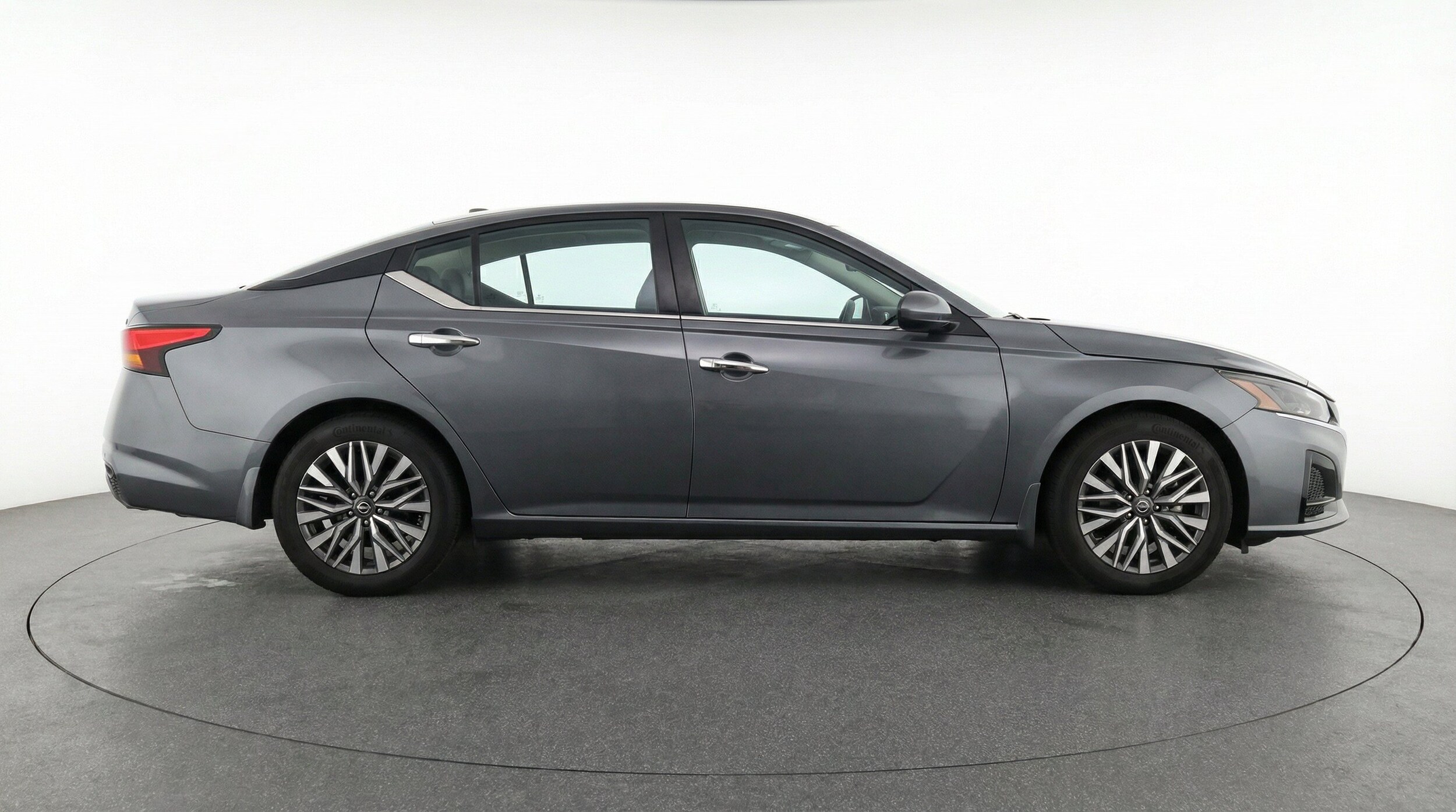 Thumbnail: 2025 Nissan Altima - 11