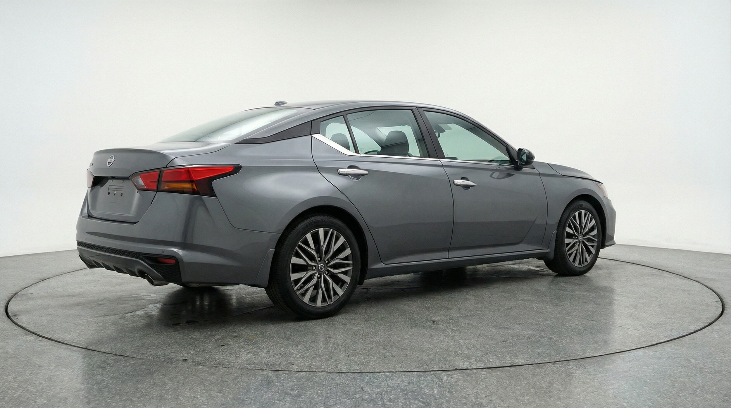 Thumbnail: 2025 Nissan Altima - 7