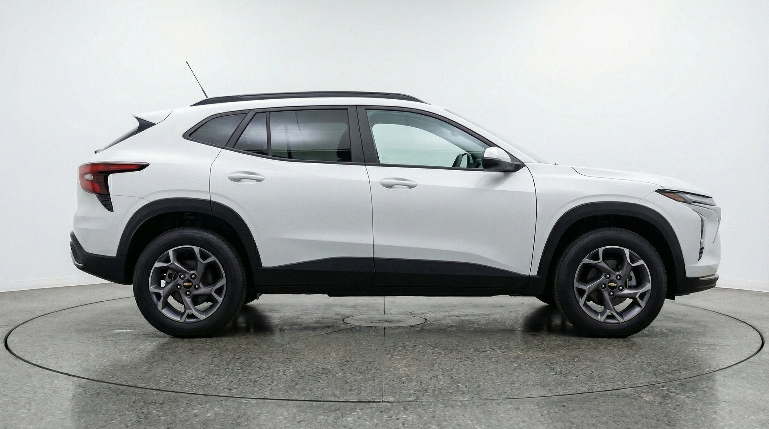Thumbnail: 2025 Chevrolet Trax - 11