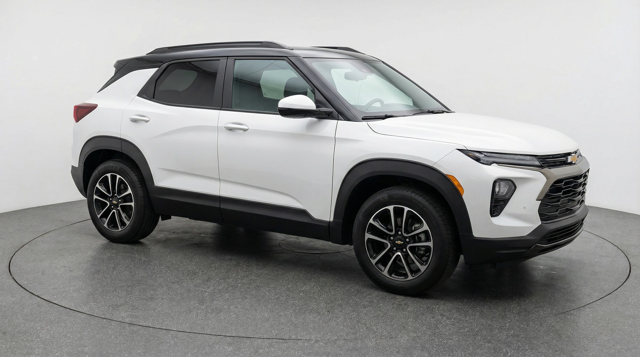 Thumbnail: 2025 Chevrolet TrailBlazer - 1