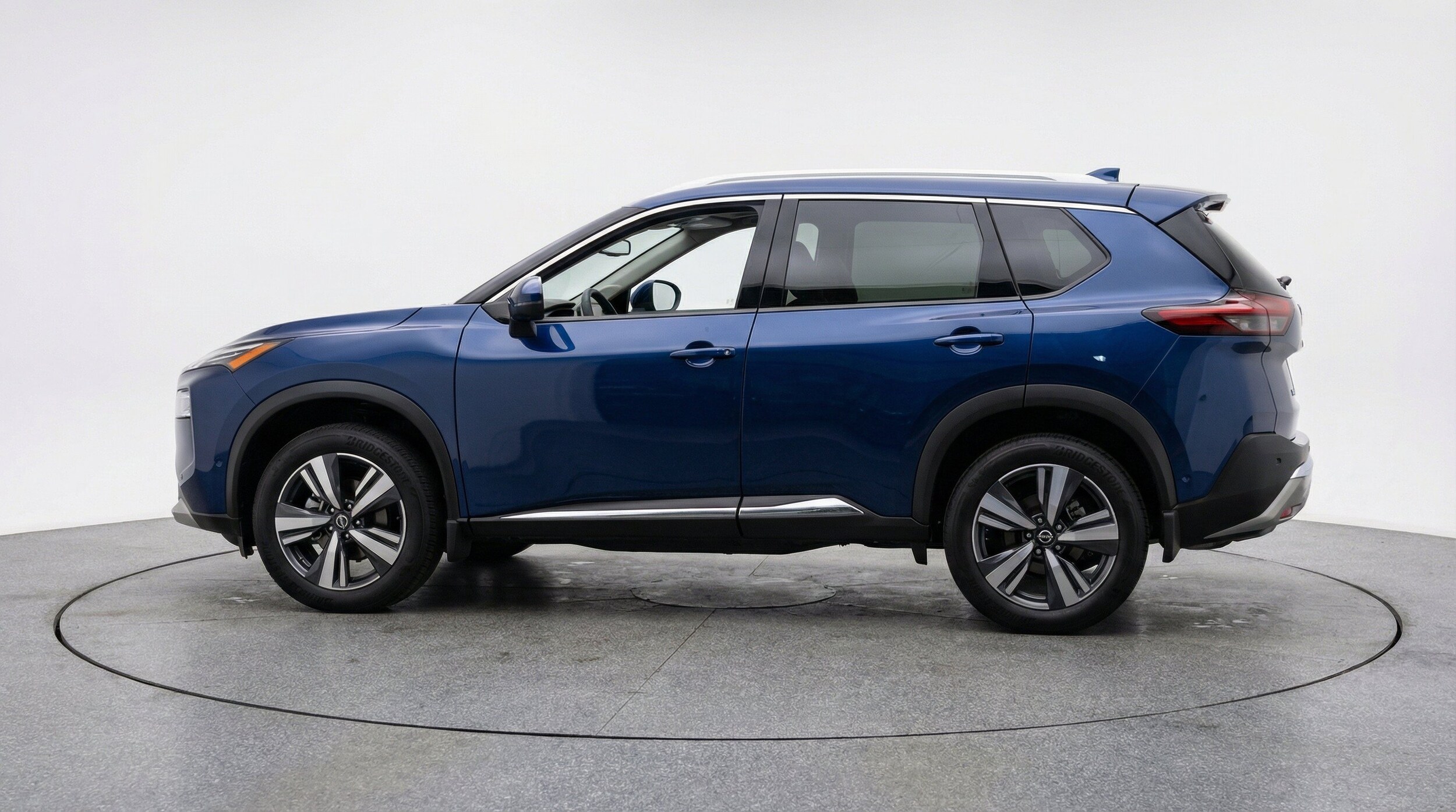 Thumbnail: 2026 Nissan Rogue - 5