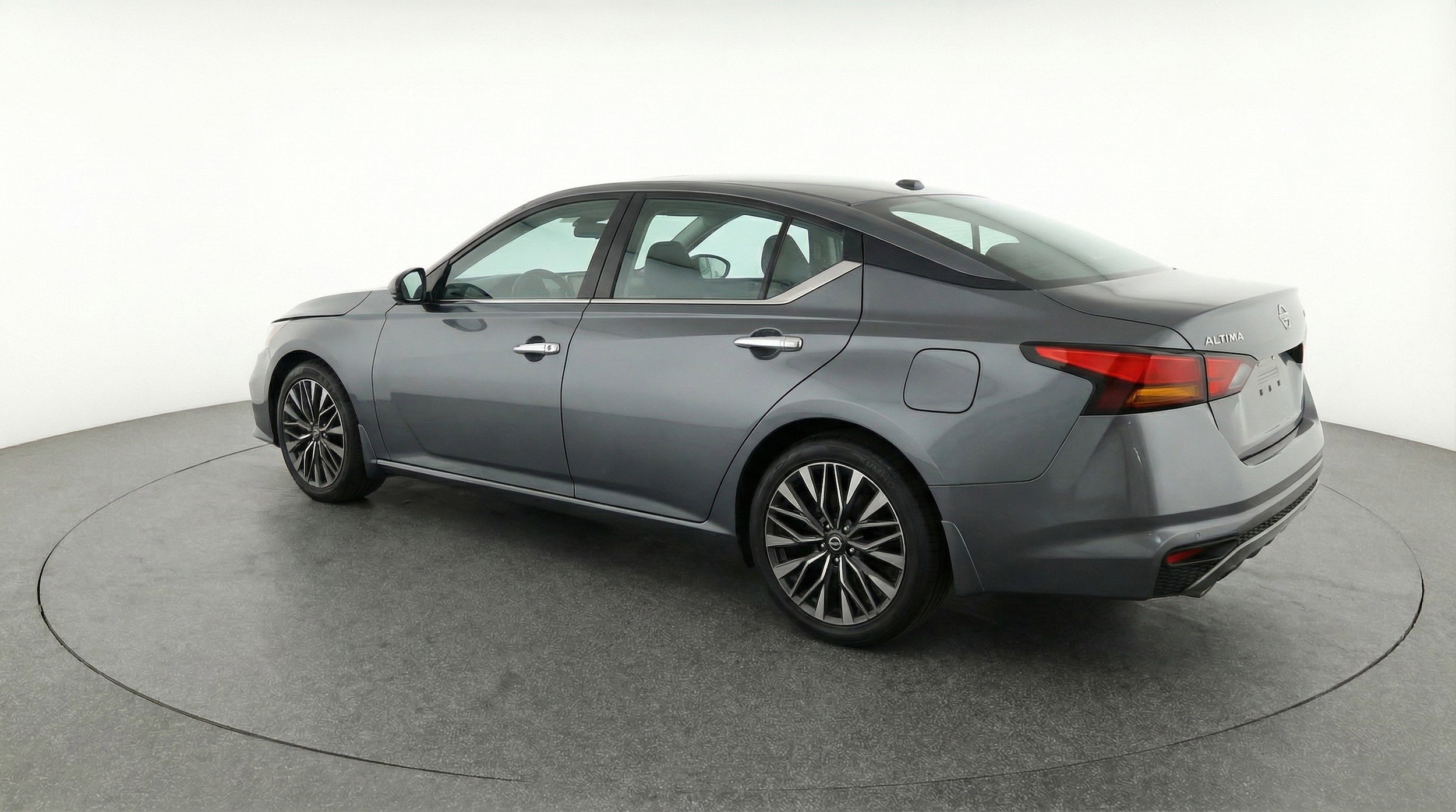 Thumbnail: 2025 Nissan Altima - 6