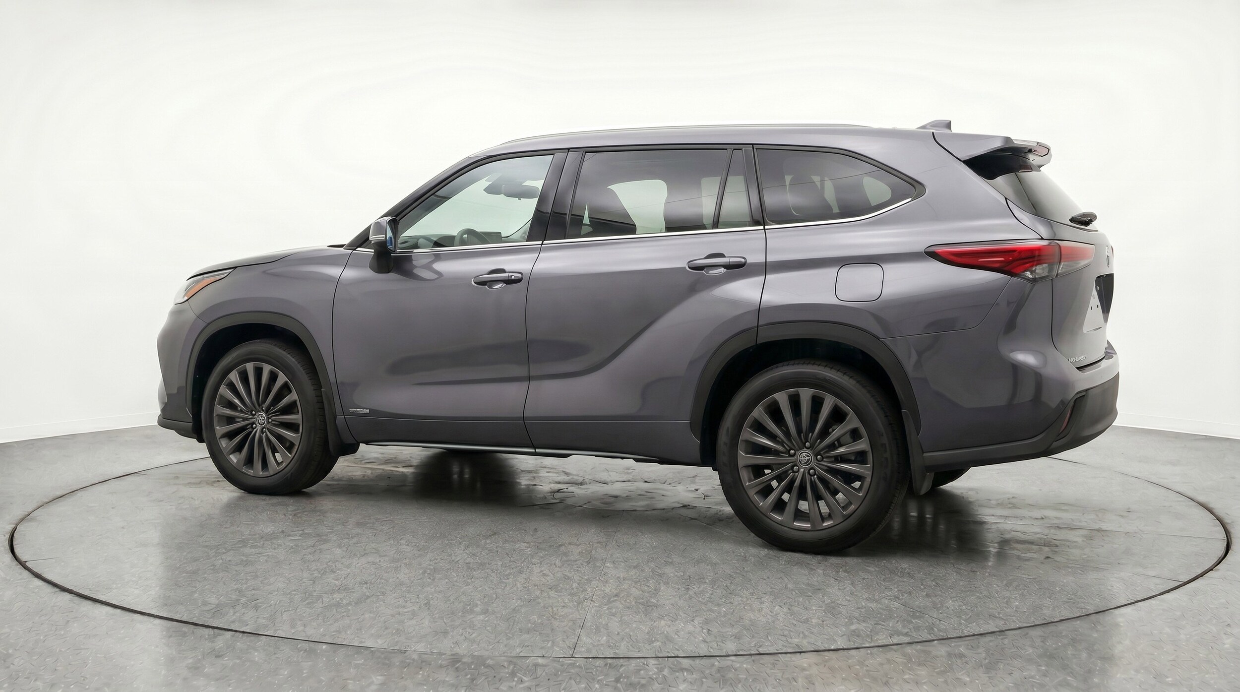 Thumbnail: 2025 Toyota Highlander - 6