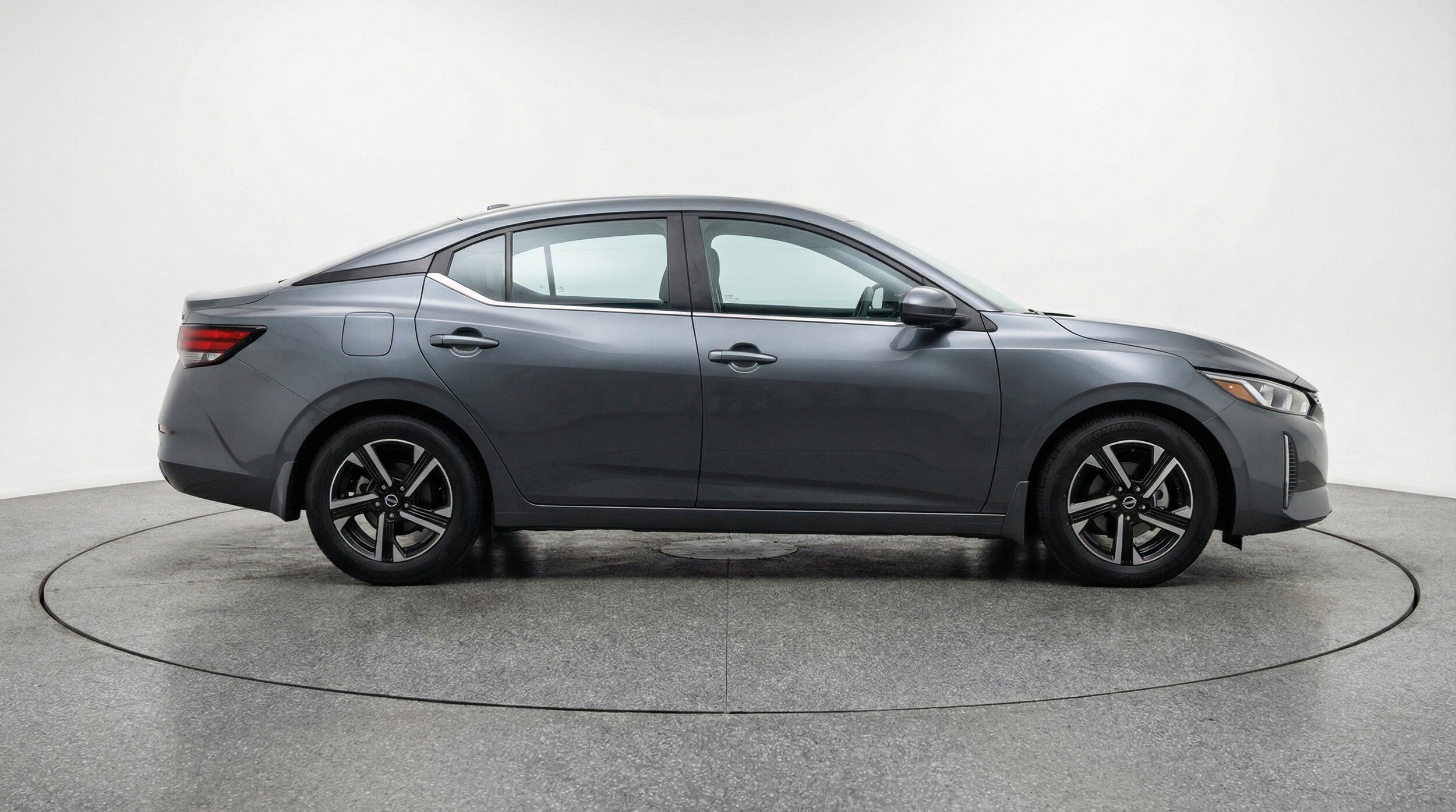 Thumbnail: 2025 Nissan Sentra - 11