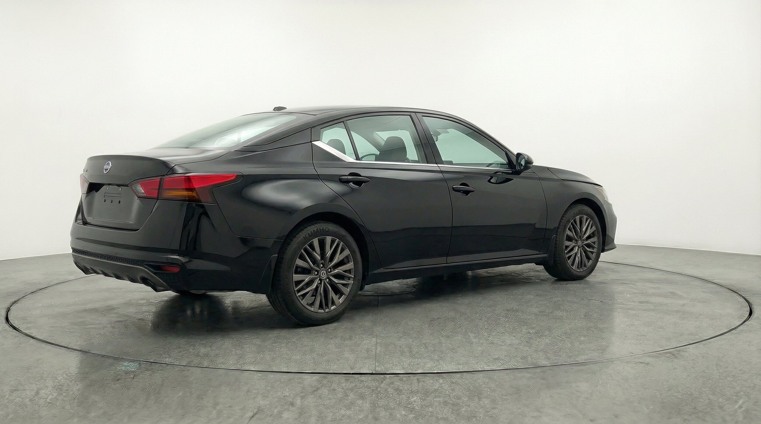 Thumbnail: 2026 Nissan Altima - 9