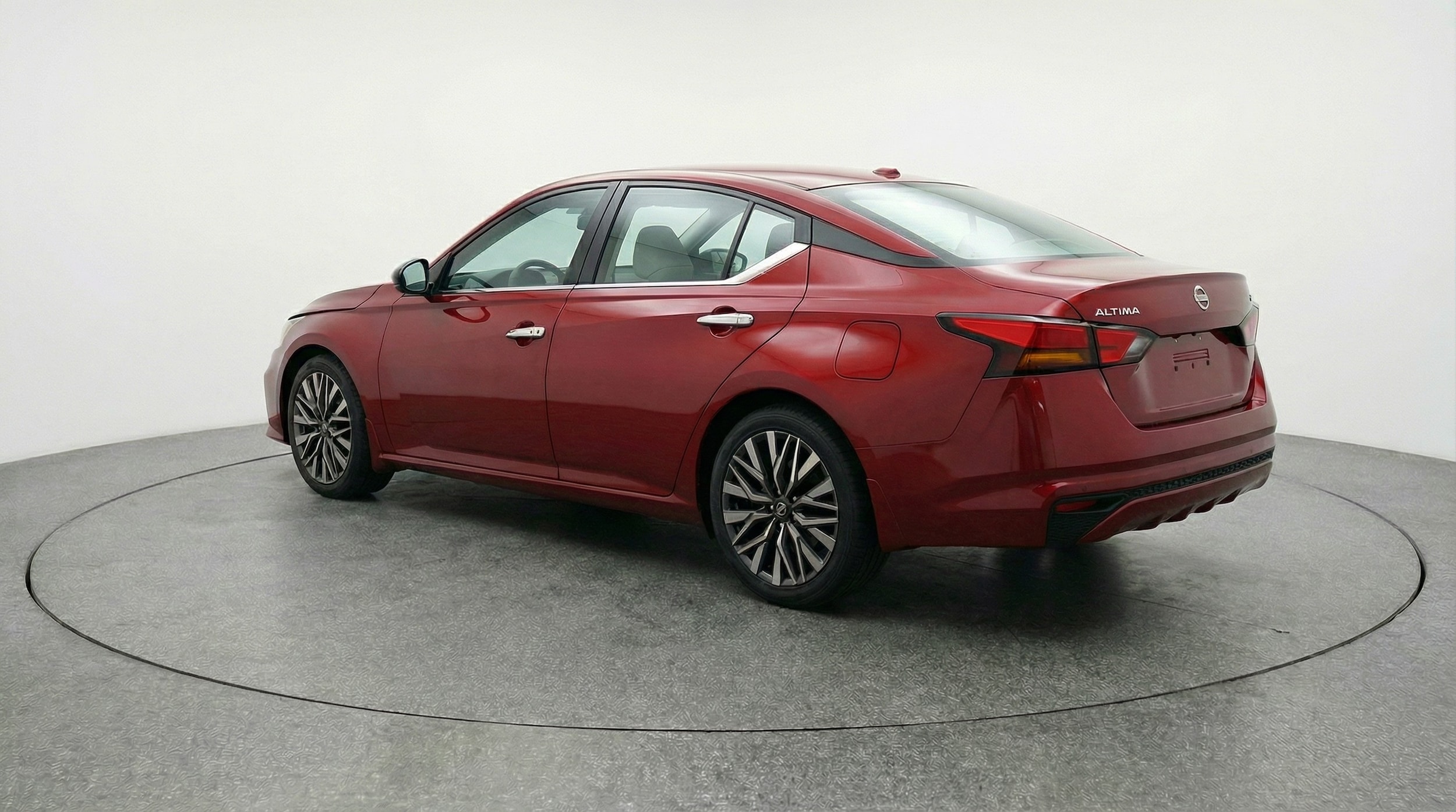 Thumbnail: 2025 Nissan Altima - 5