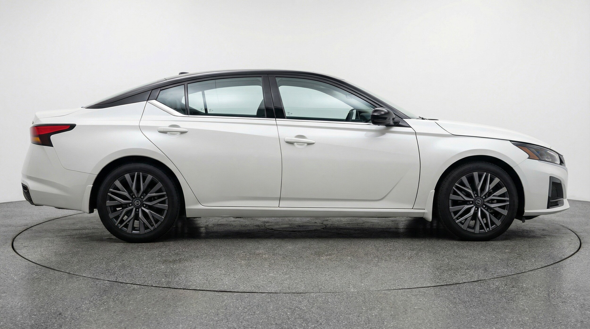 Thumbnail: 2025 Nissan Altima - 11