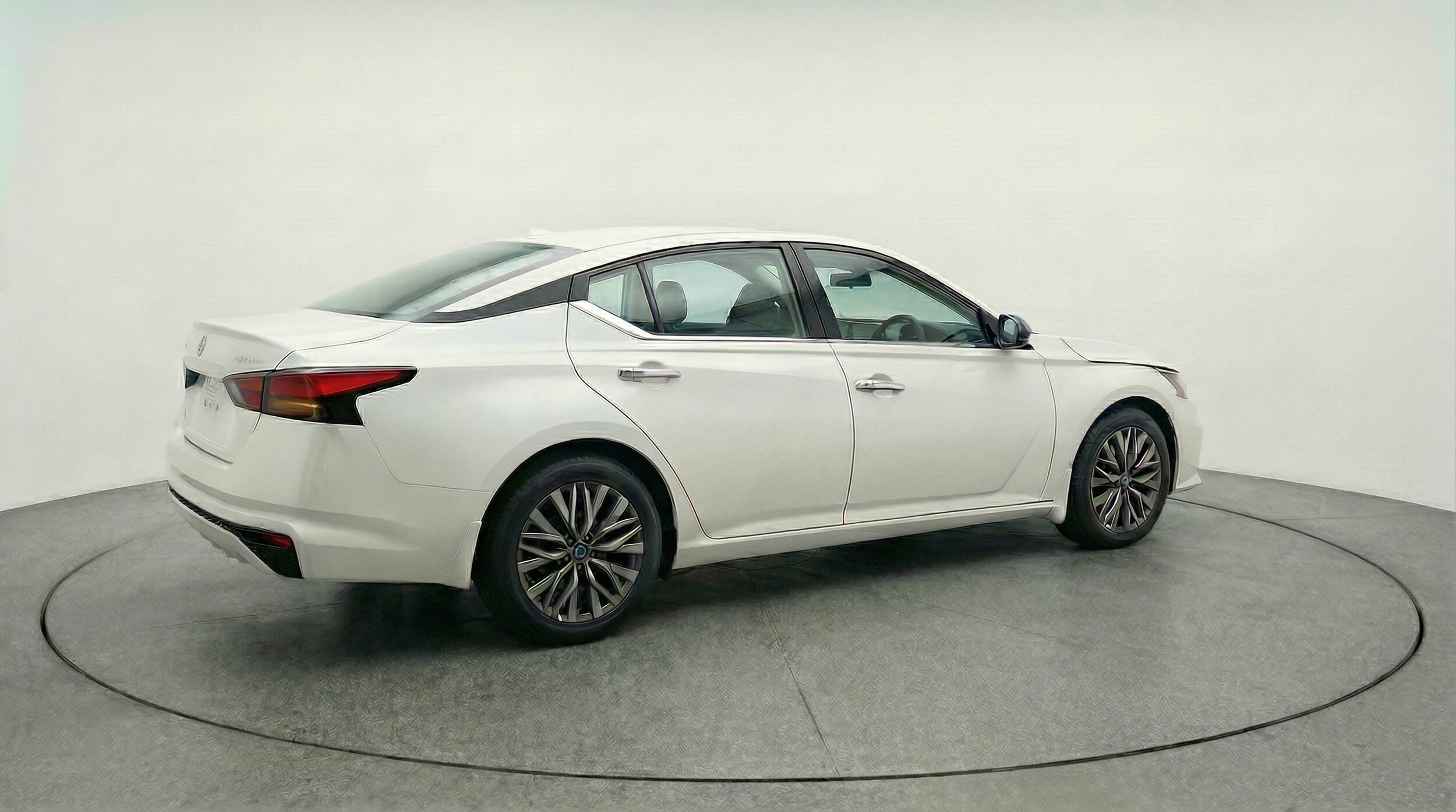 Thumbnail: 2025 Nissan Altima - 7