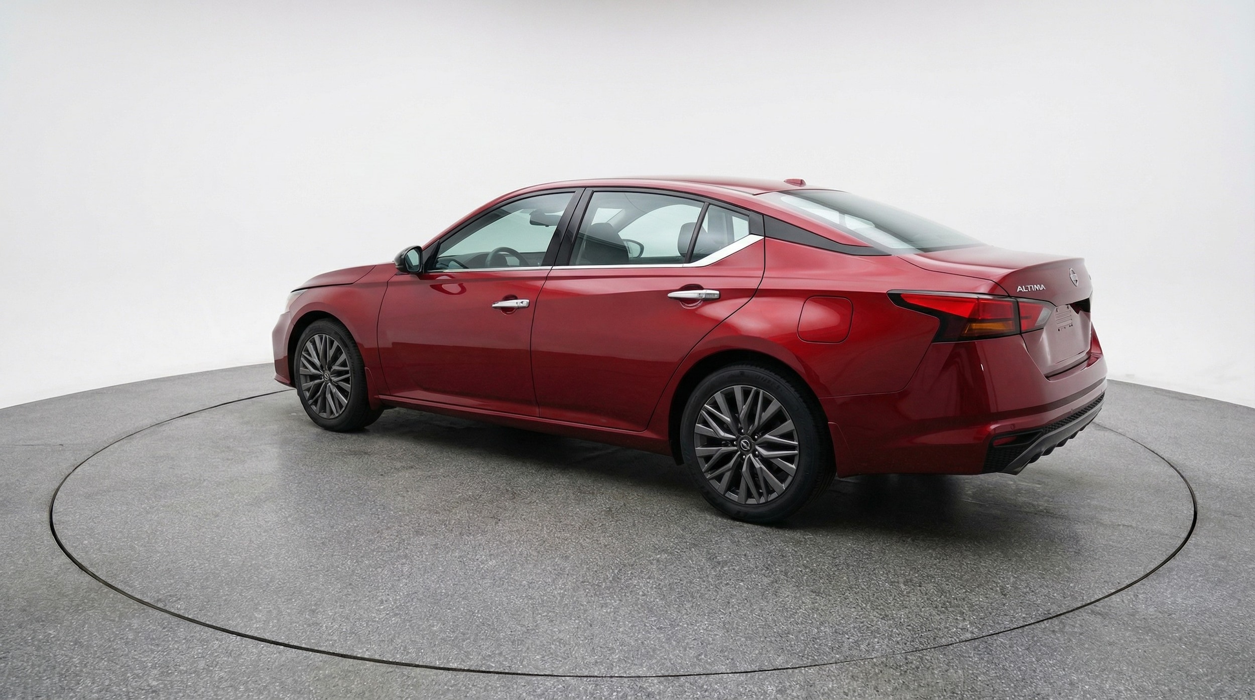 Thumbnail: 2025 Nissan Altima - 5