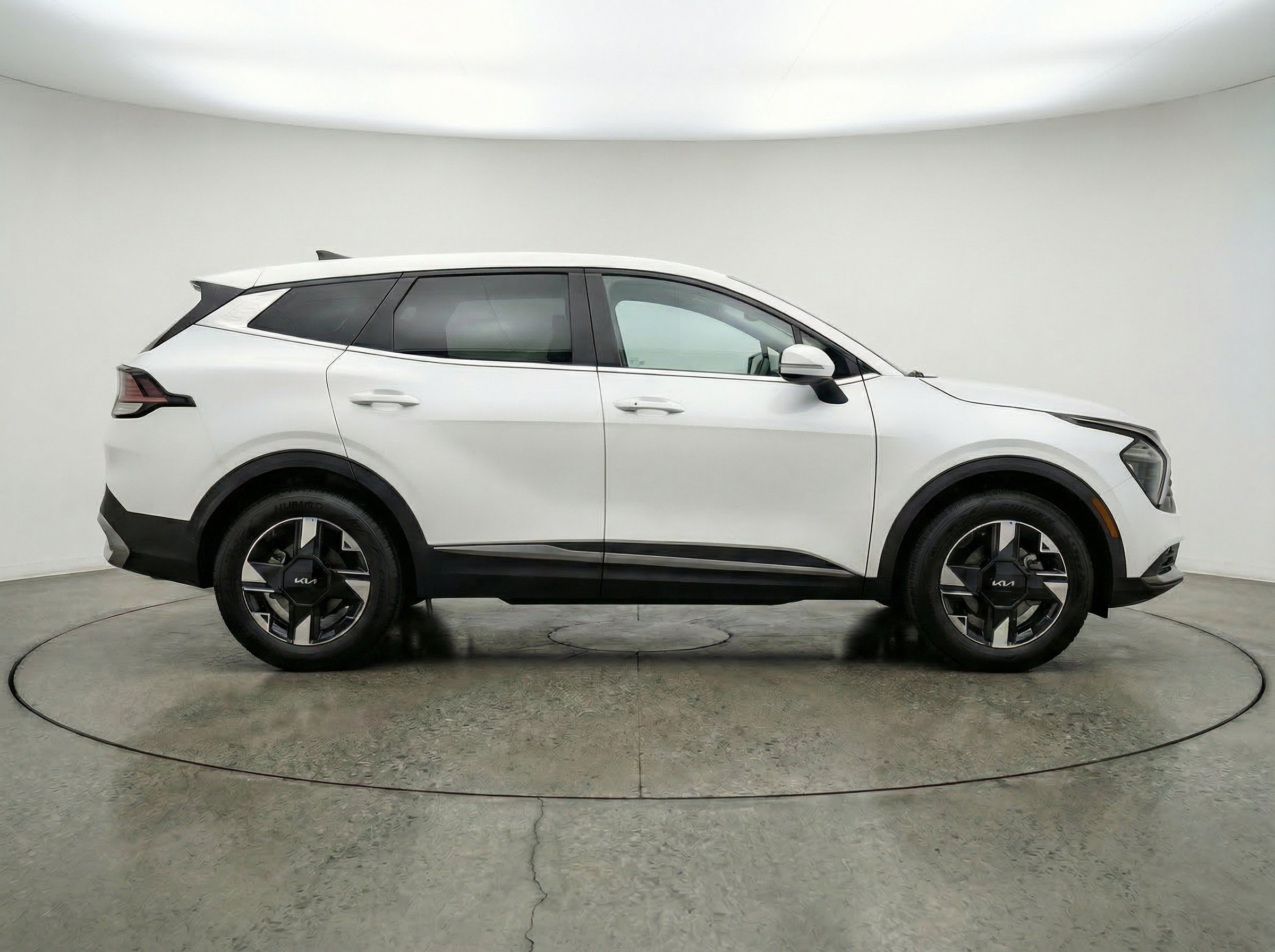 Thumbnail: 2026 Kia Sportage - 11