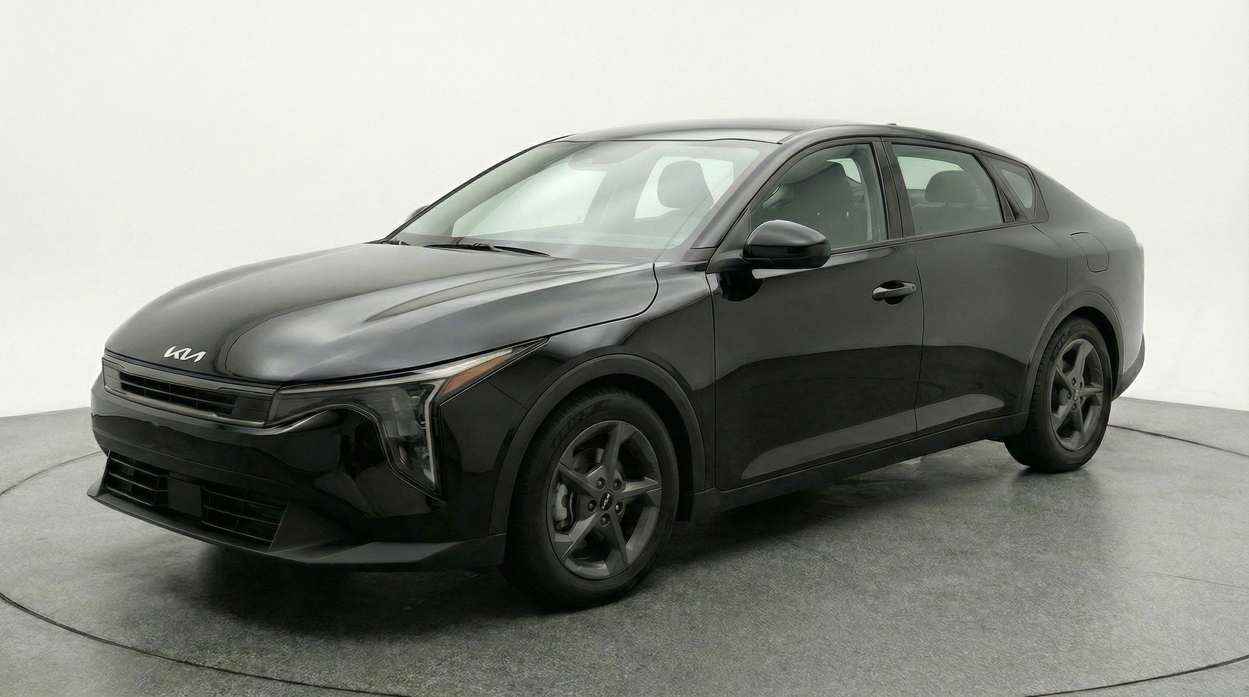 Thumbnail: 2025 Kia K4 - 3