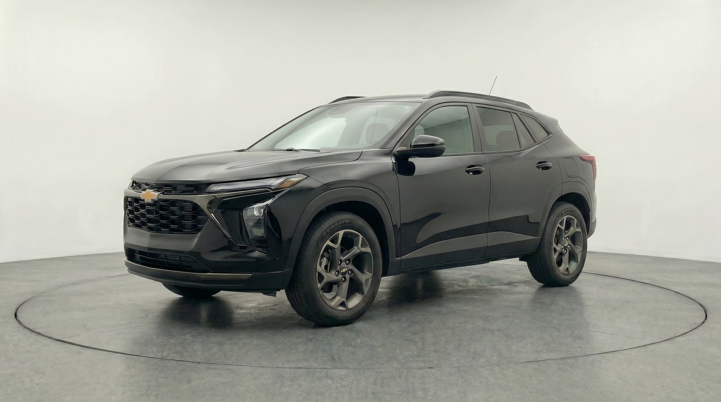 Thumbnail: 2025 Chevrolet Trax - 3