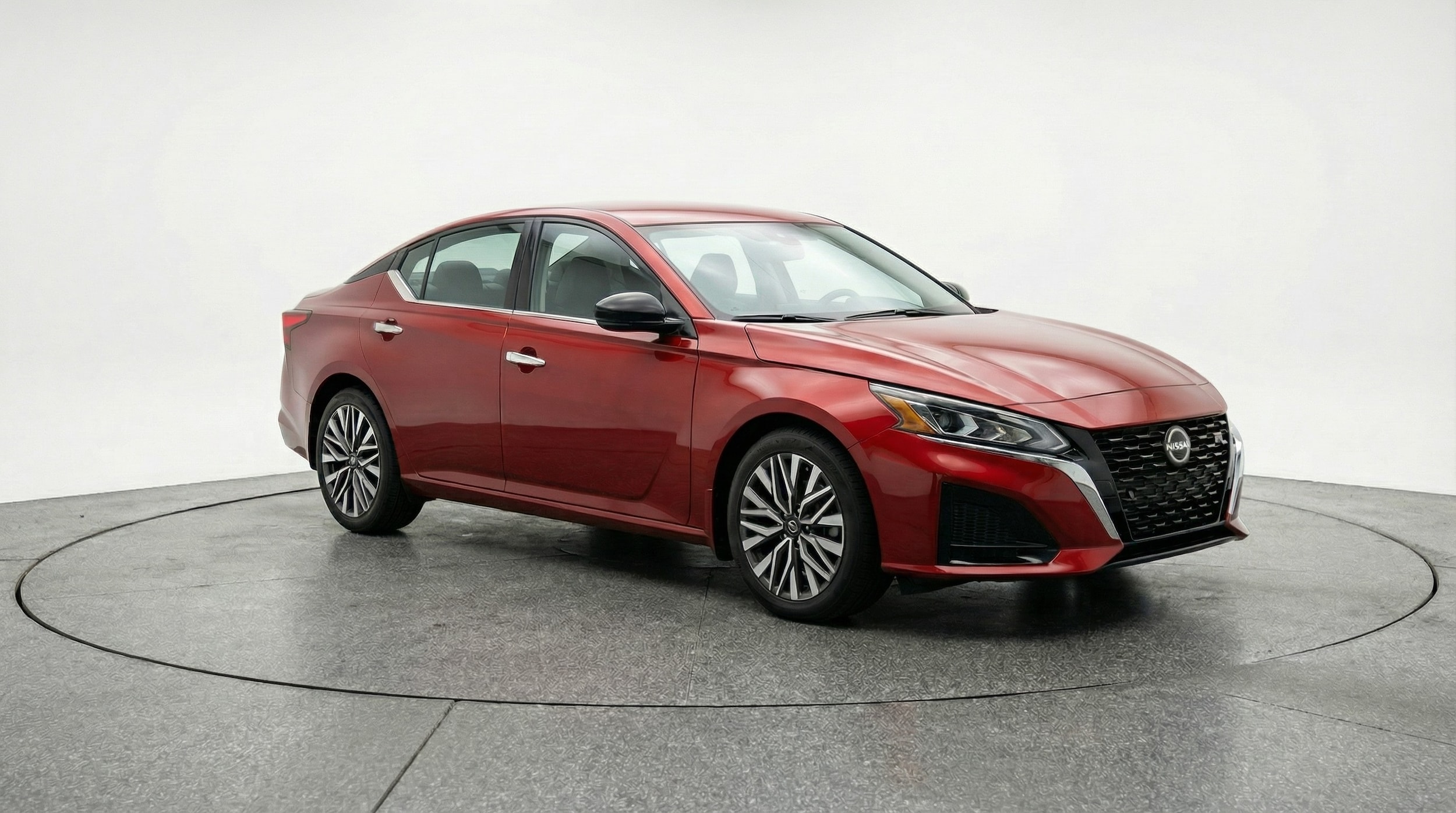 Thumbnail: 2025 Nissan Altima - 1