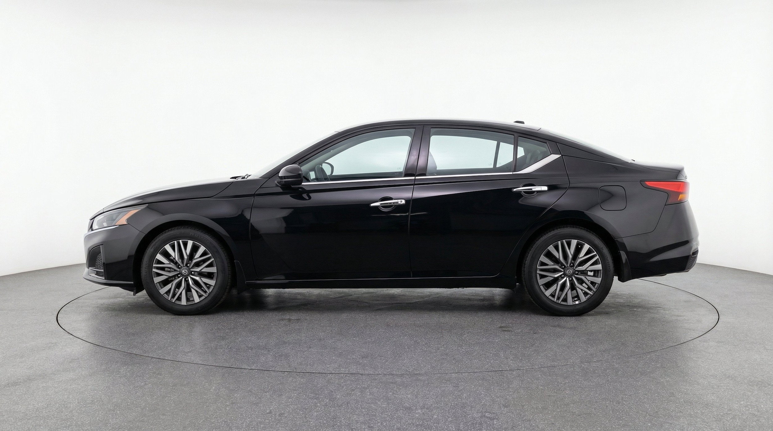 Thumbnail: 2026 Nissan Altima - 5