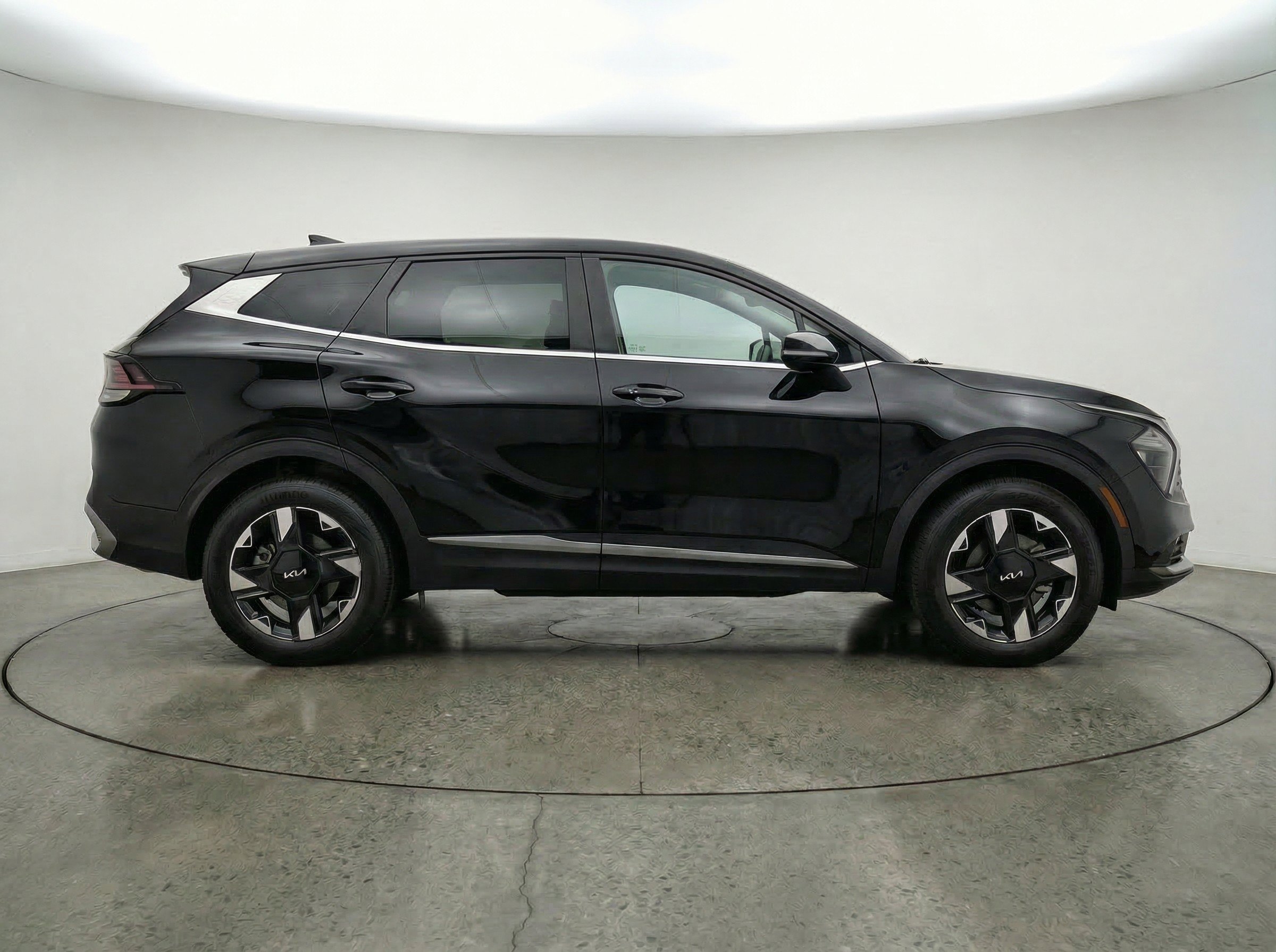 Thumbnail: 2026 Kia Sportage - 10